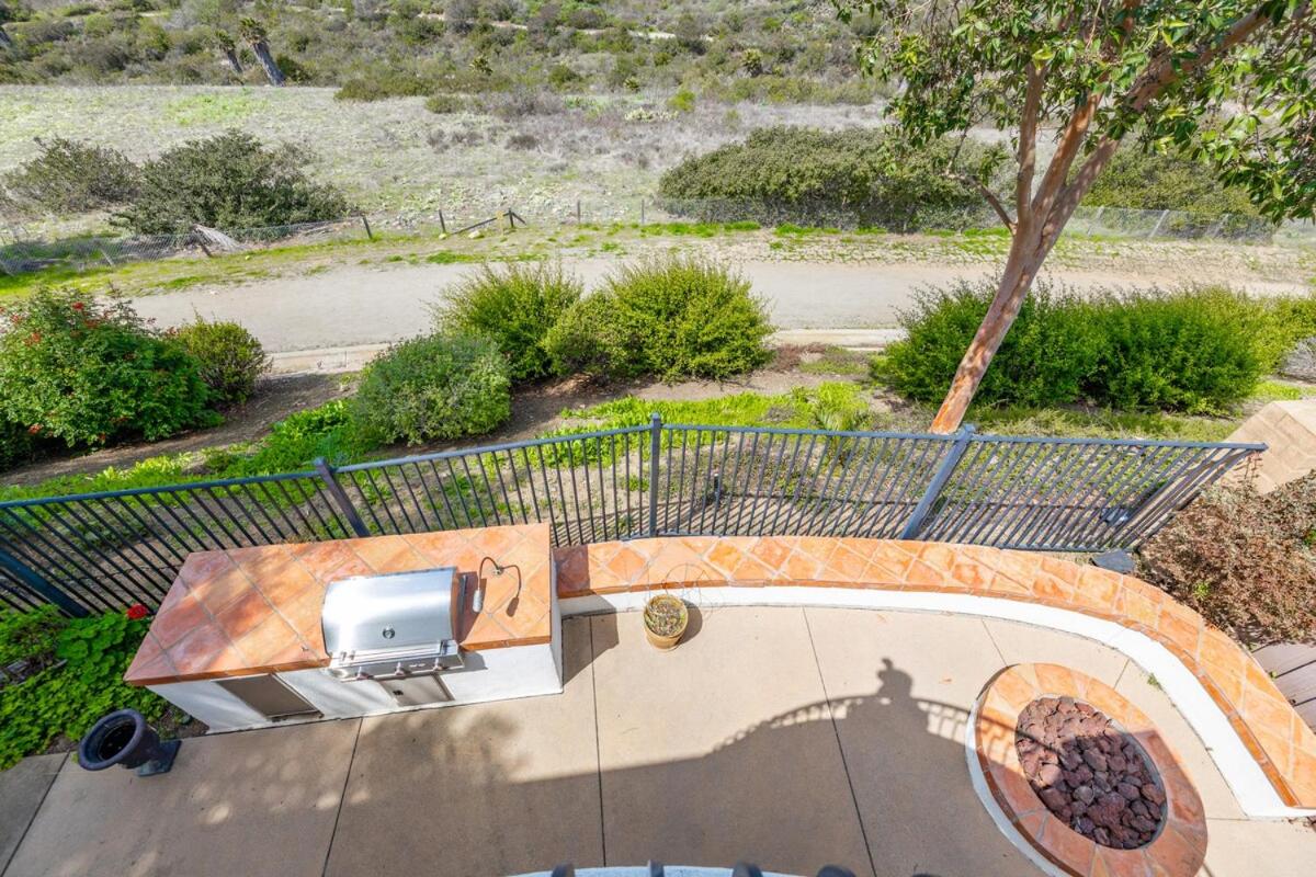 Spacious Luxury home in Gated Community with Resort Pool & Scenic Views