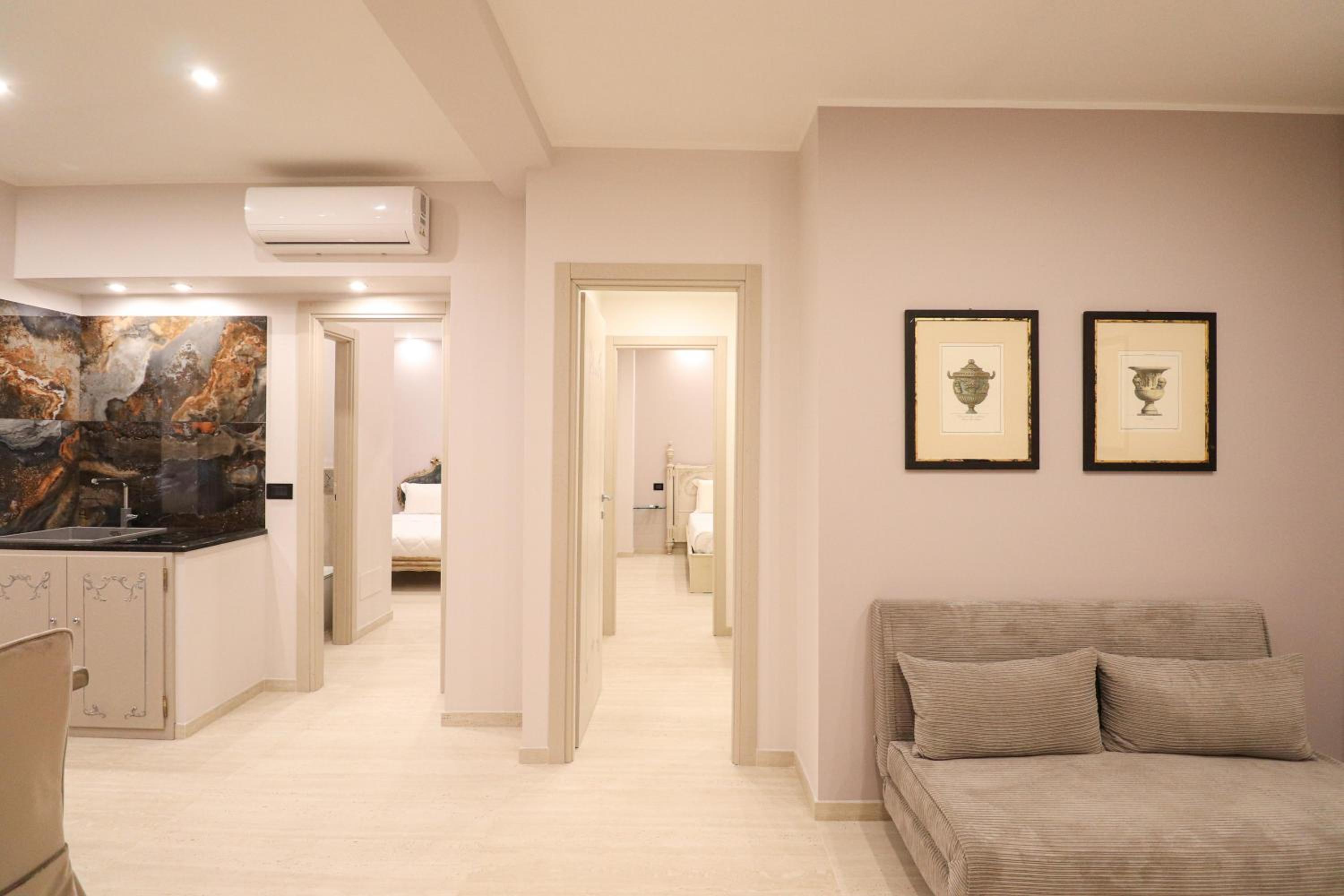 Modern Deluxe Oasis - 10 min to Rome Center, 2 Suites, AC & Wi-Fi