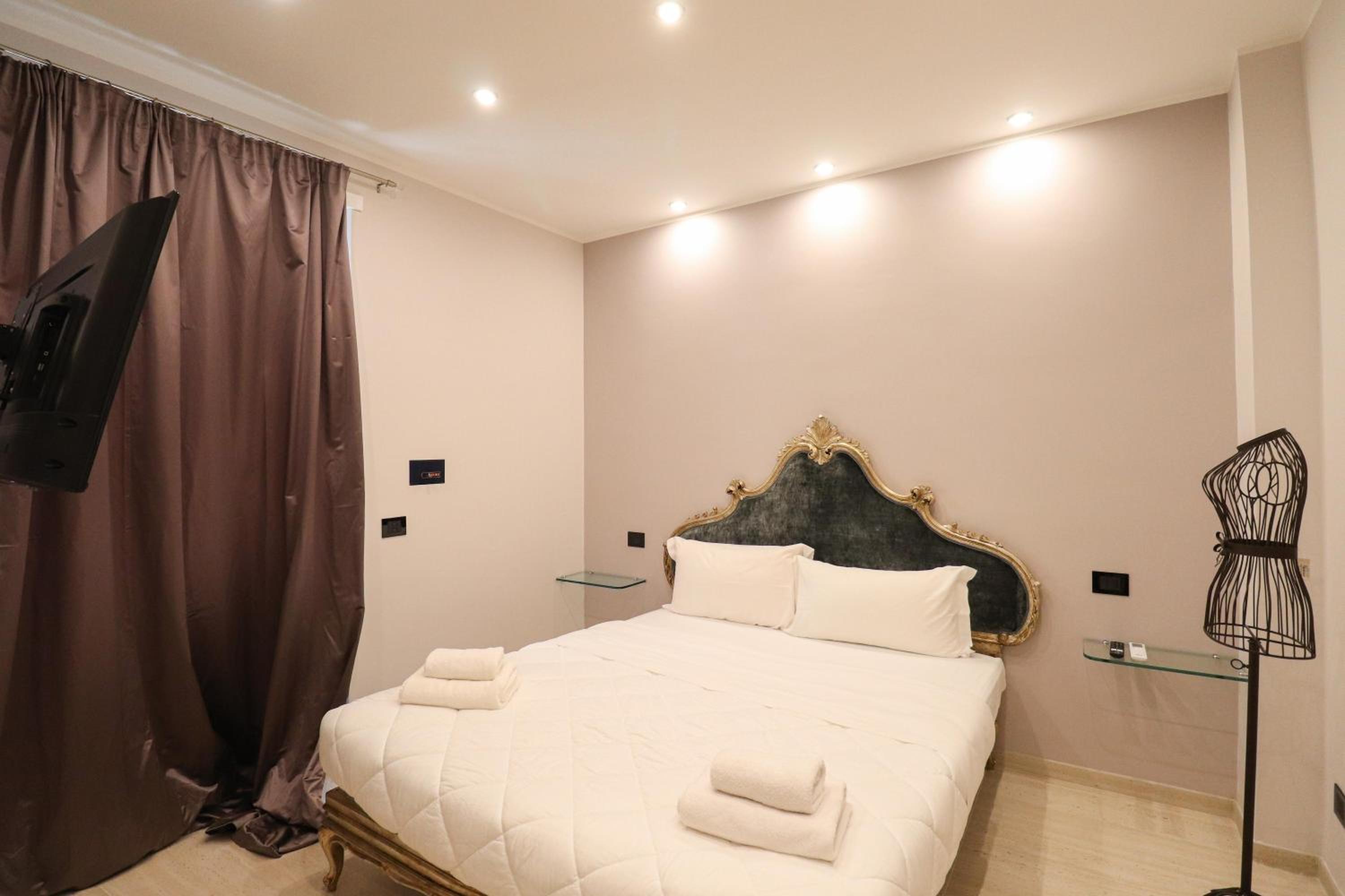 Modern Deluxe Oasis - 10 min to Rome Center, 2 Suites, AC & Wi-Fi