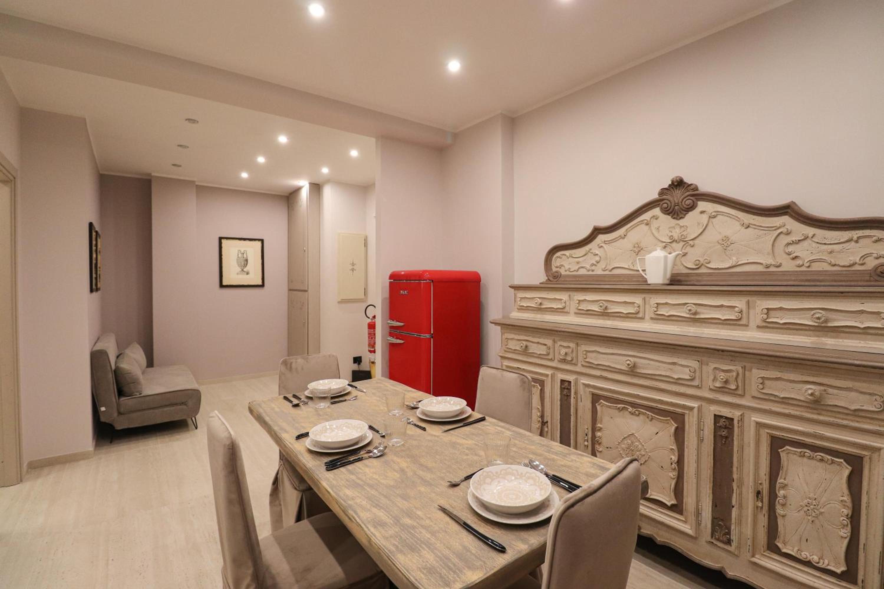 Modern Deluxe Oasis - 10 min to Rome Center, 2 Suites, AC & Wi-Fi
