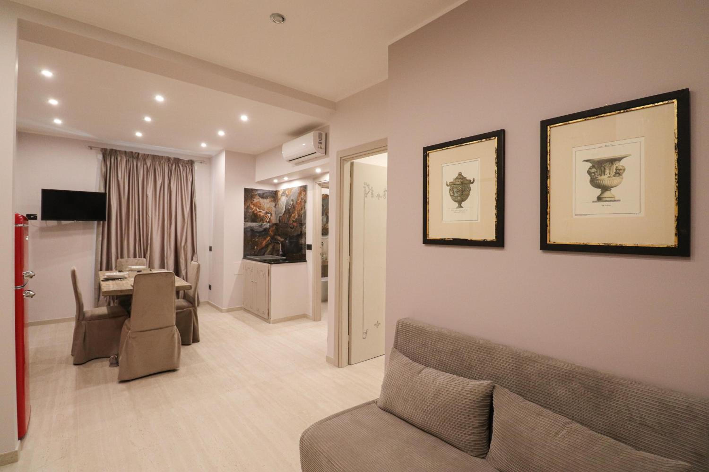Modern Deluxe Oasis - 10 min to Rome Center, 2 Suites, AC & Wi-Fi