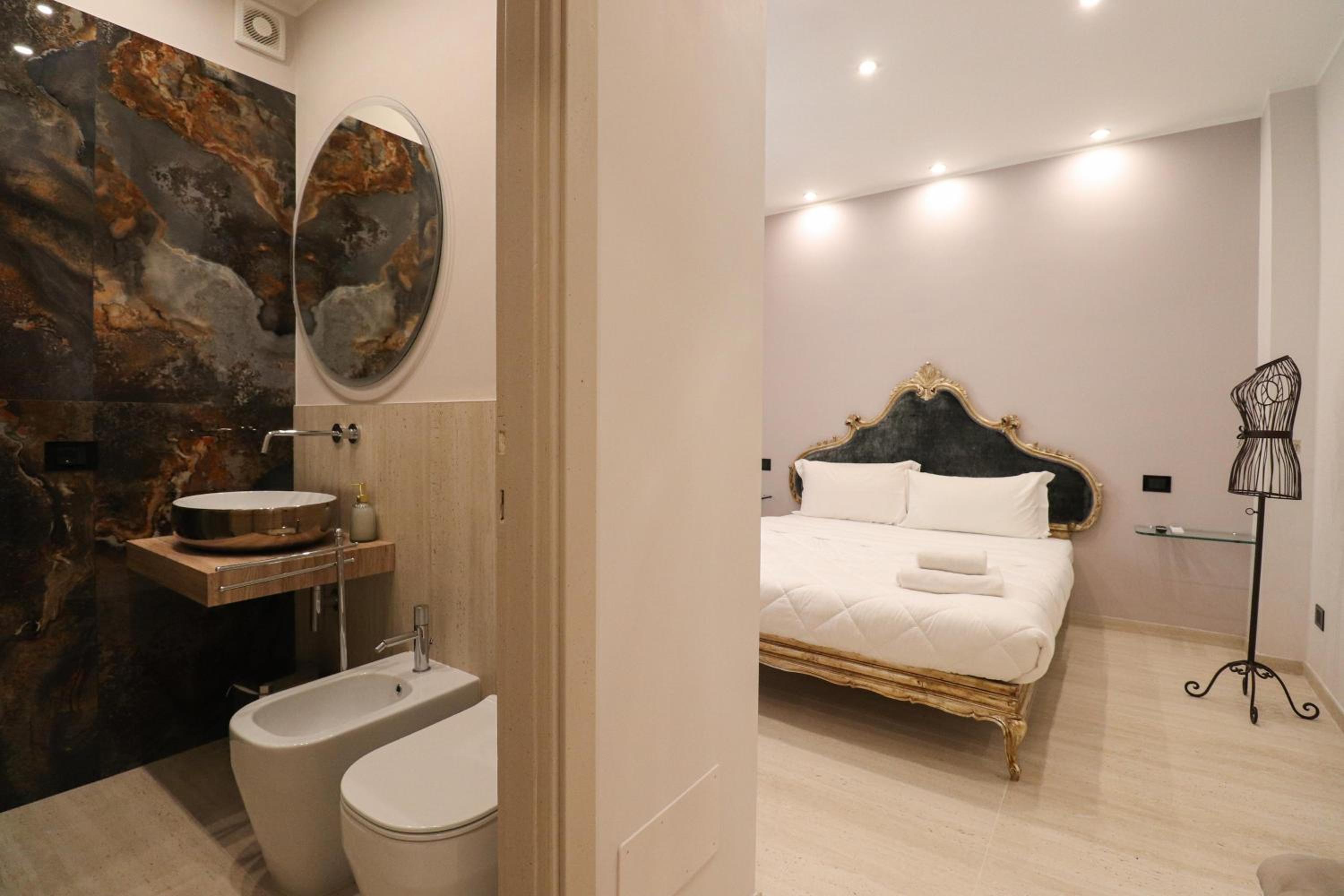 Modern Deluxe Oasis - 10 min to Rome Center, 2 Suites, AC & Wi-Fi