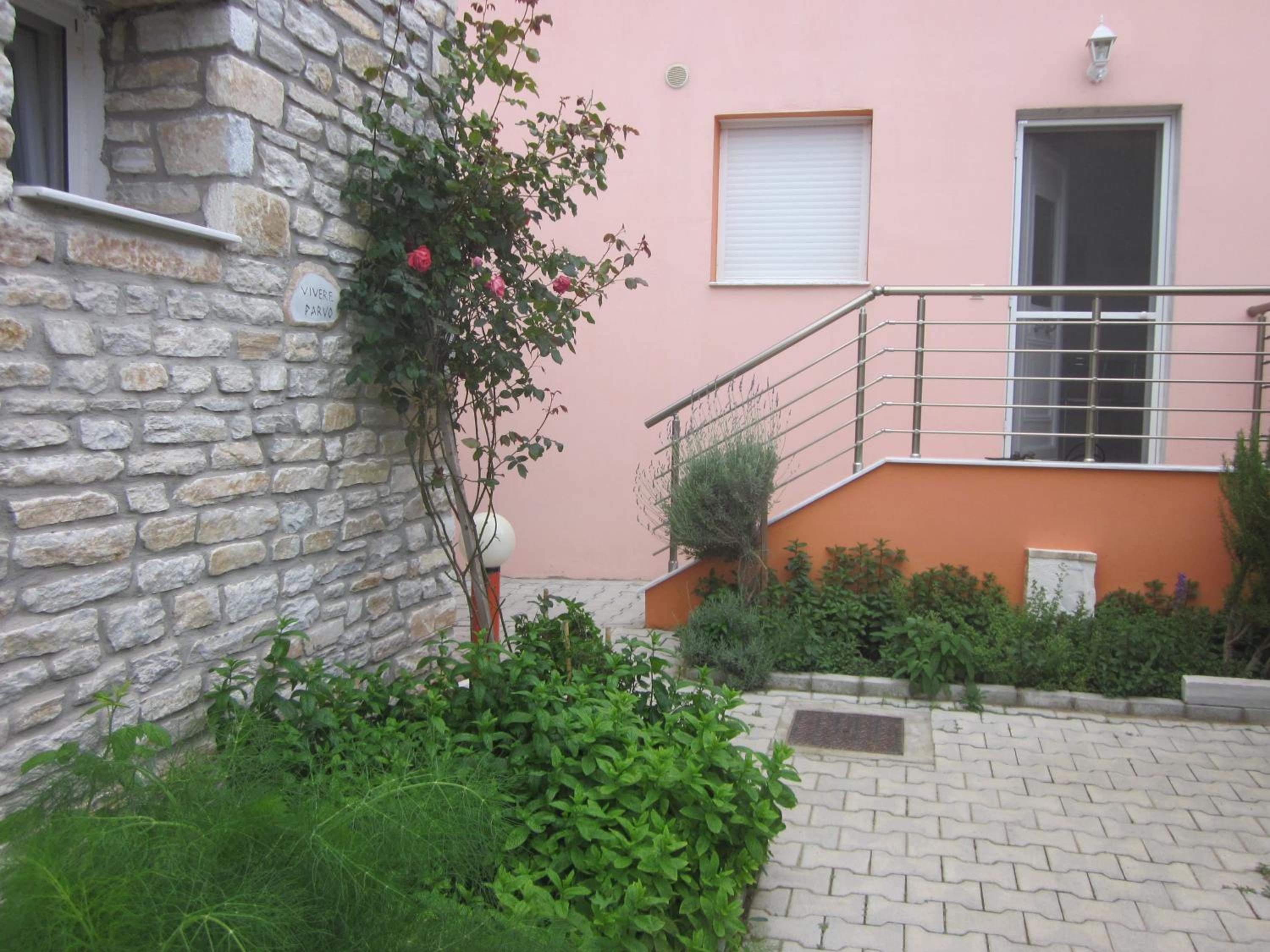 Photo 30