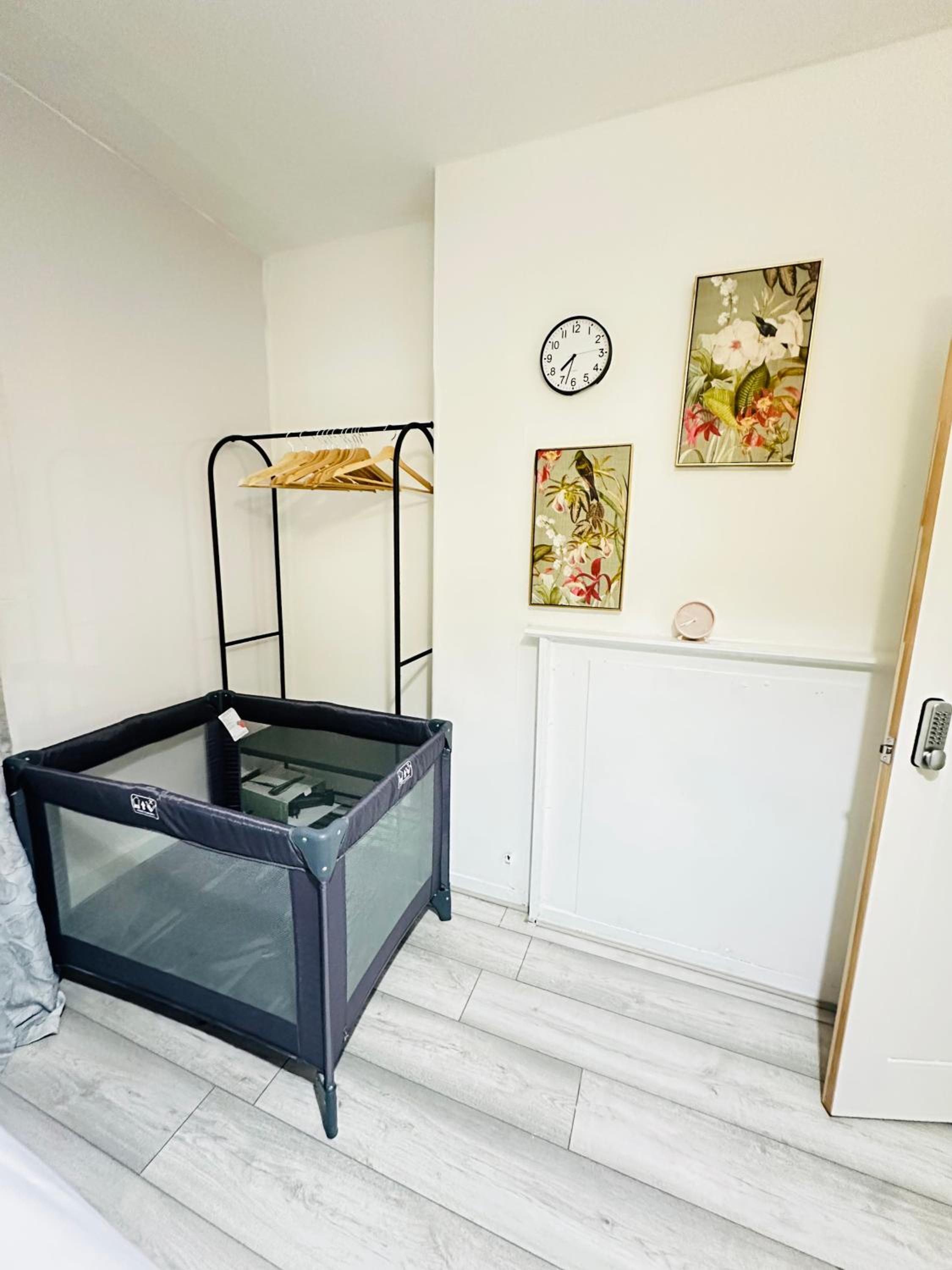 Flat in Aldgate East, London