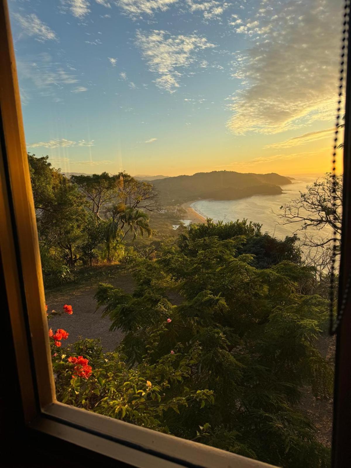 Casa Rebeca - Hill Serenity