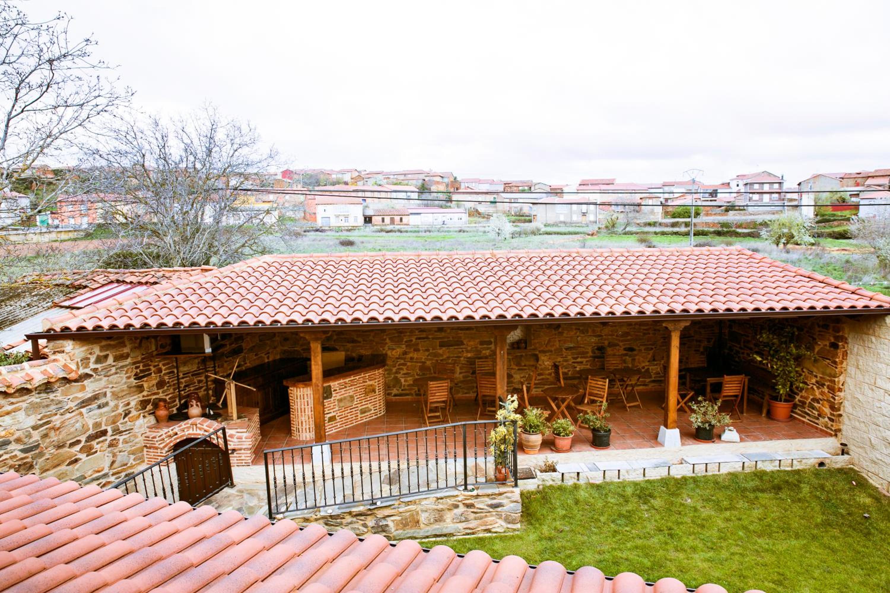 Photo 15