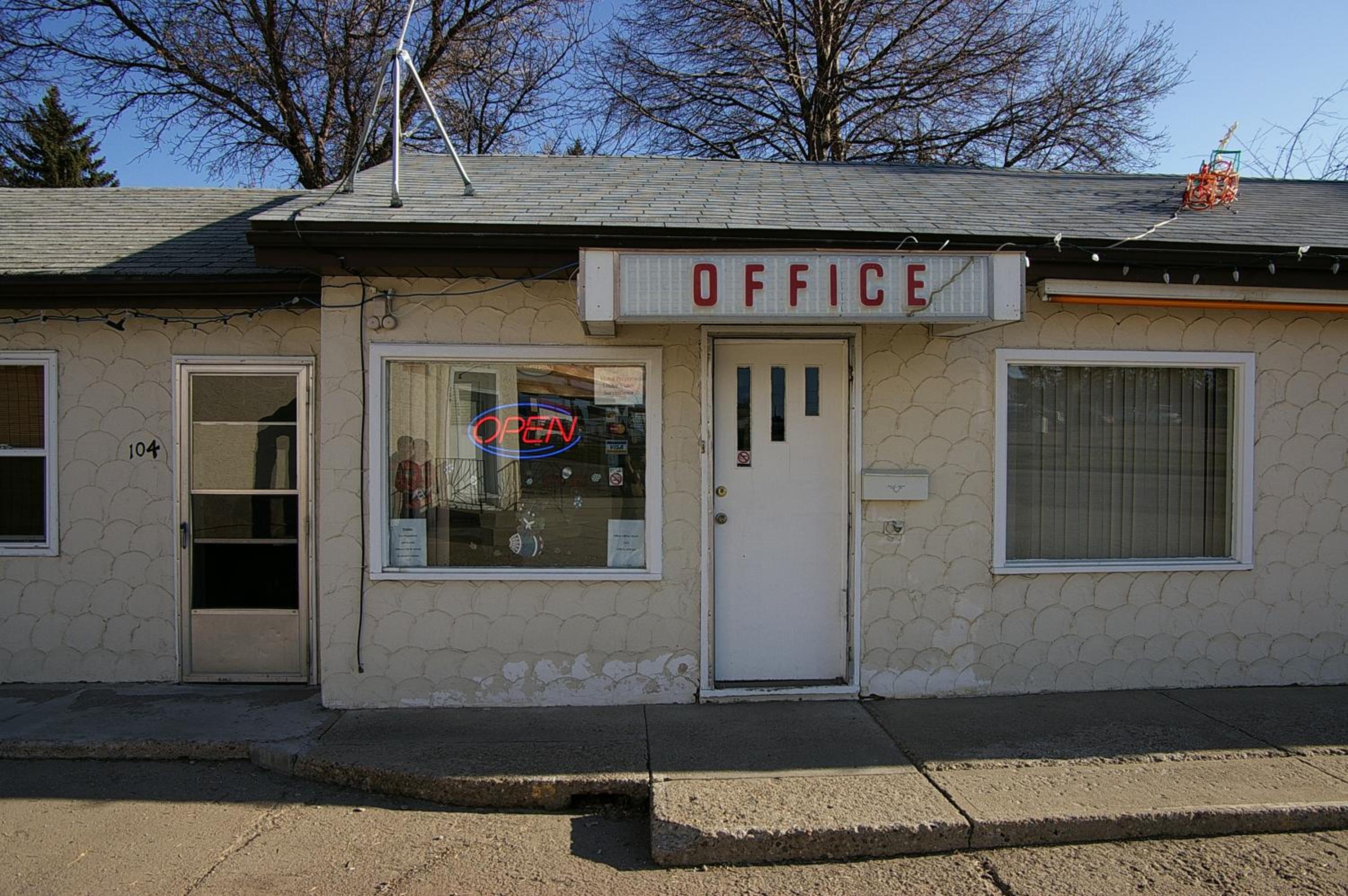 Hat Motel