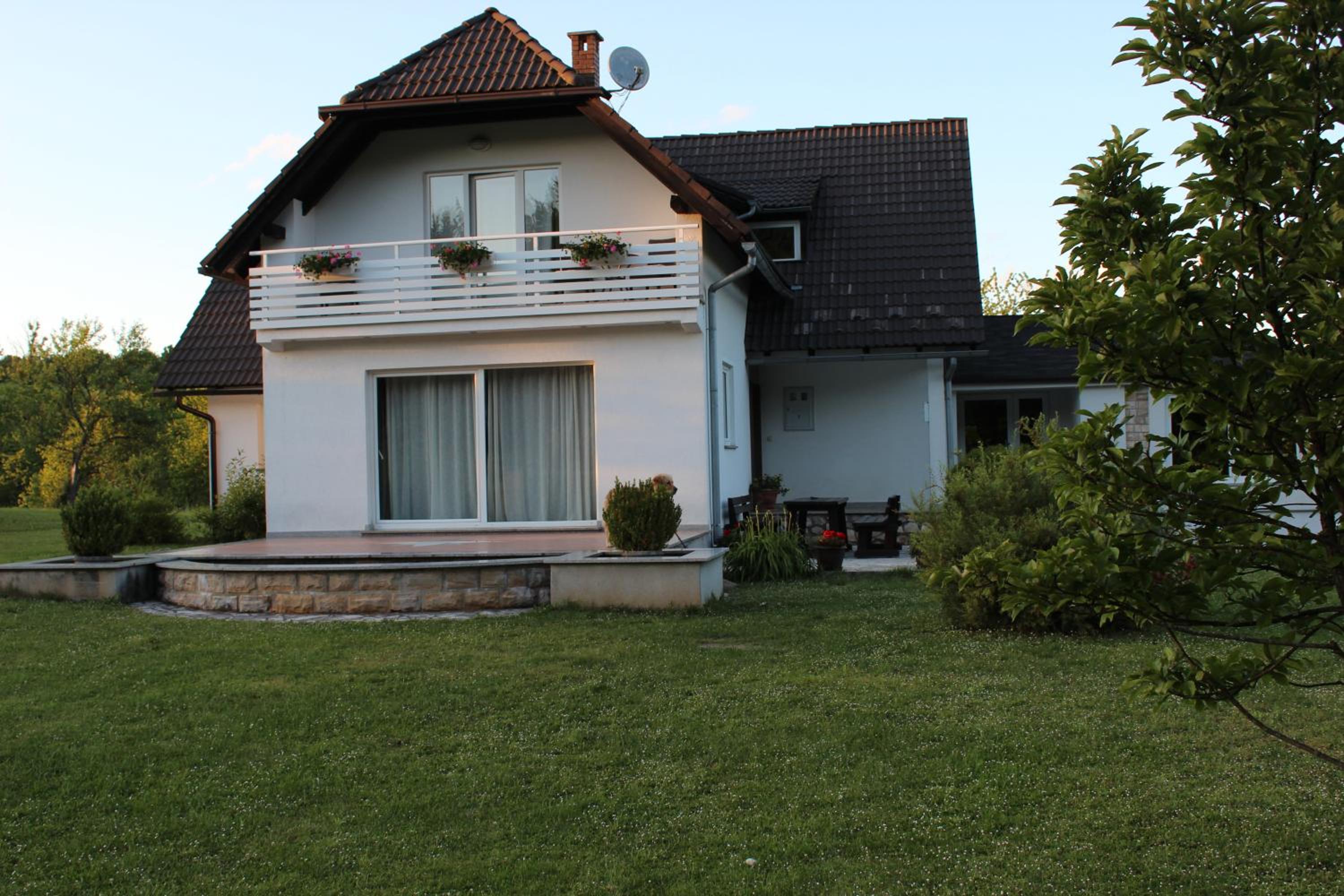 Photo 49