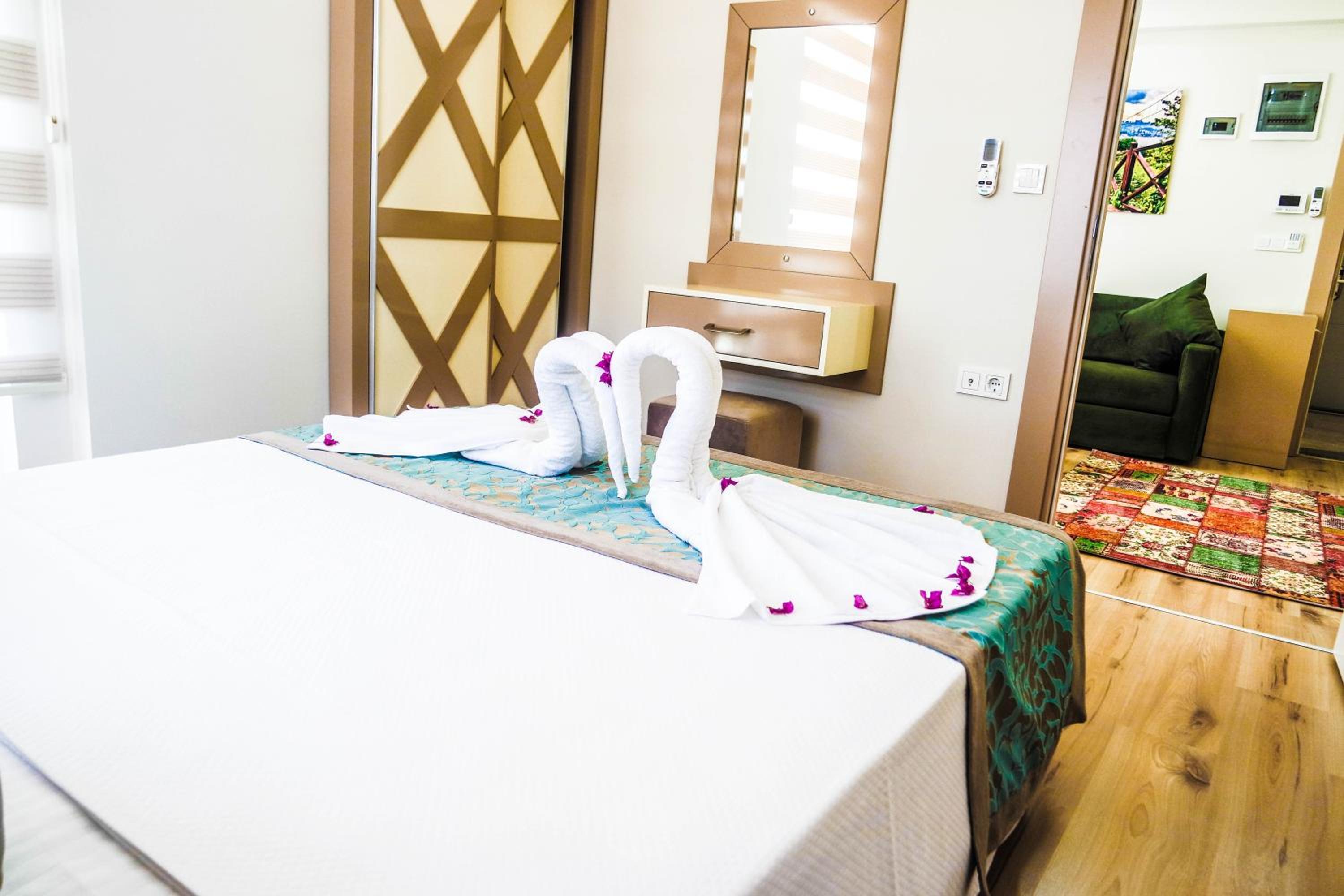 Ale Apartments Hotel - Image 24