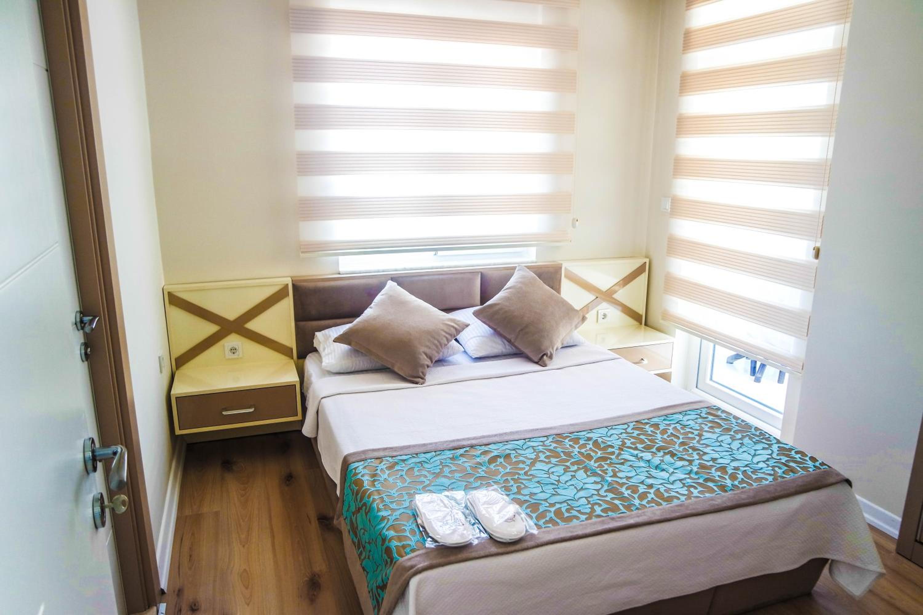 Ale Apartments Hotel - Image 21