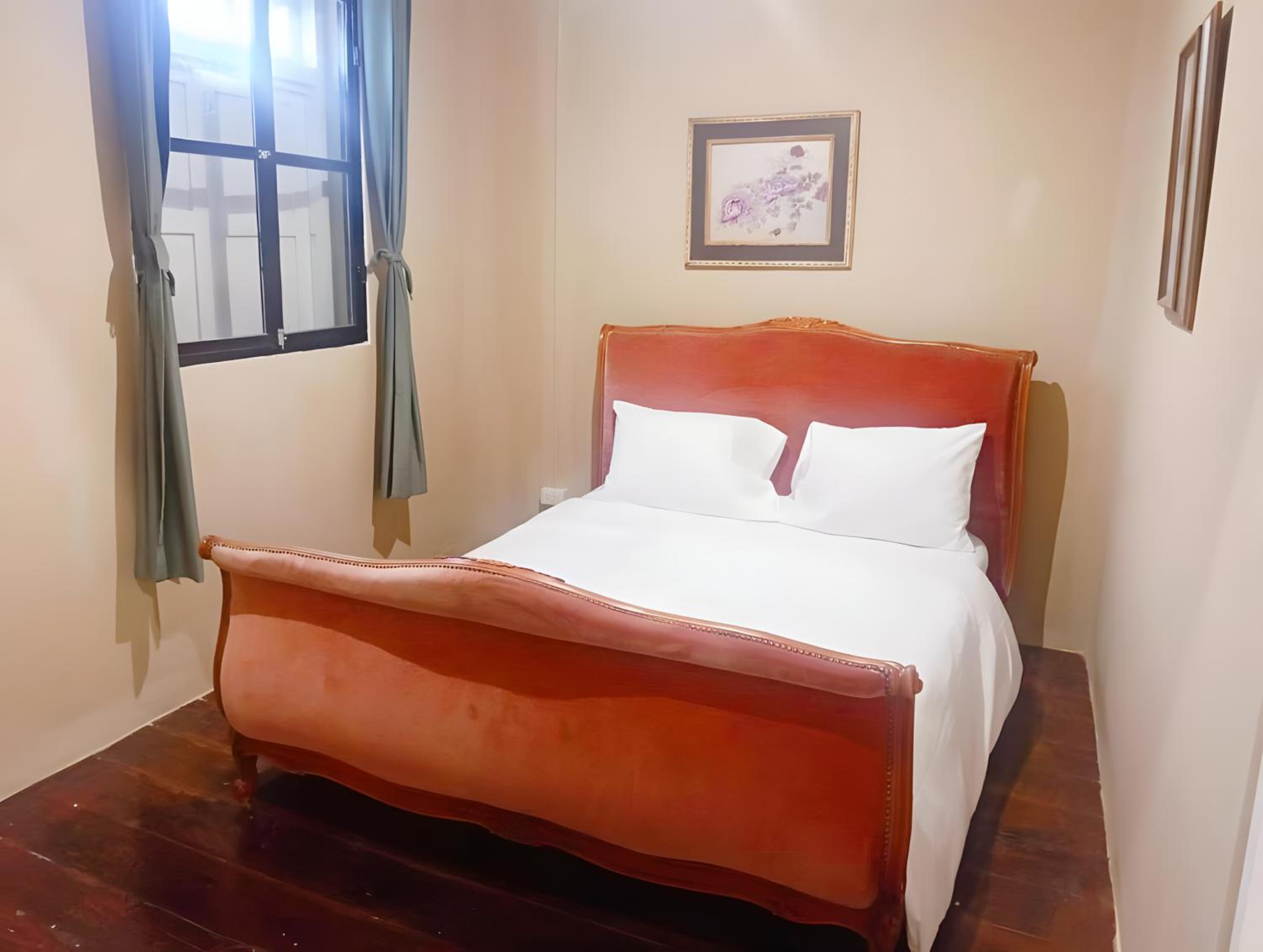 Rest Inn Yaowarat เรสอินน์ เยาวราช