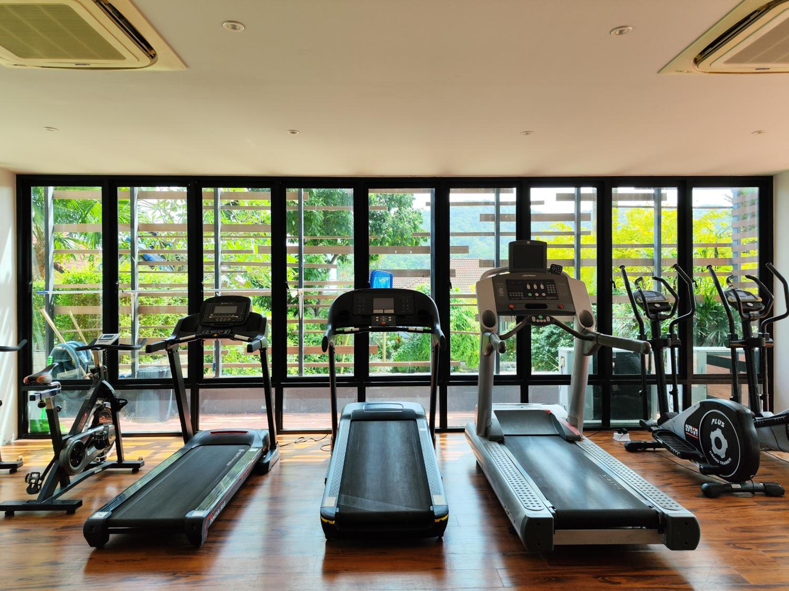 Nai Harn beach - Studio room on 2 floor at ReLife The Windy