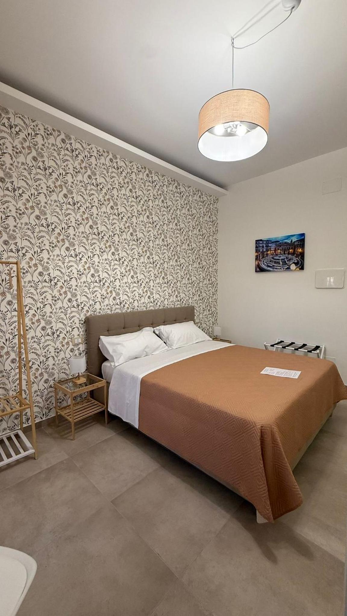 Flower rooms Palermo