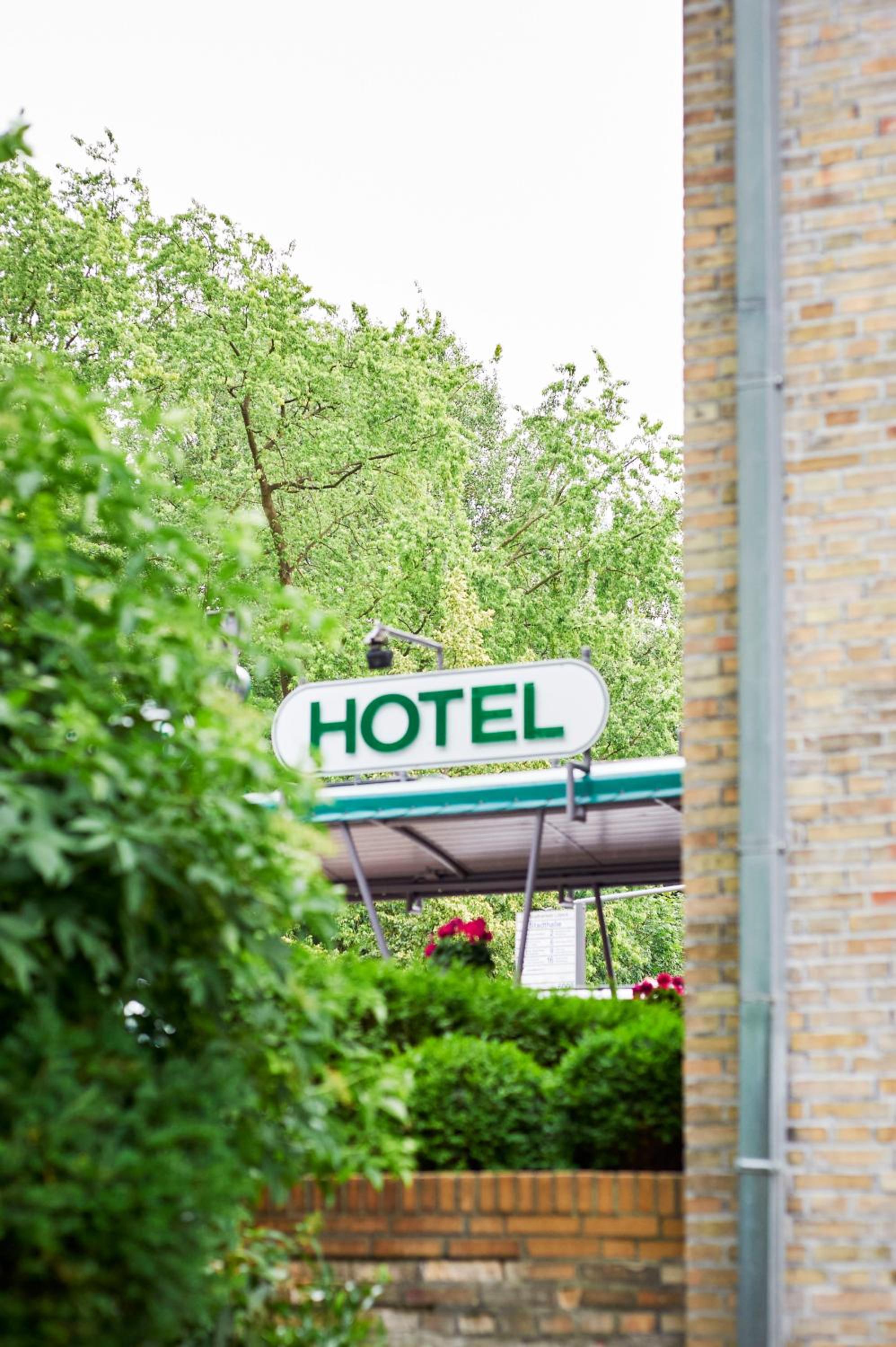 Hotel Am Mühlenteich - Image 1