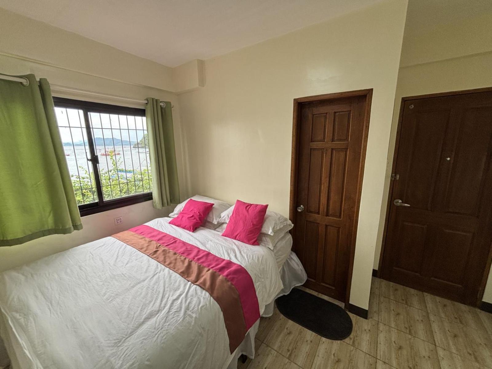 Pink Ocean Diving Resort Sabang Puerto Galera, 波多格尼拉 - 15