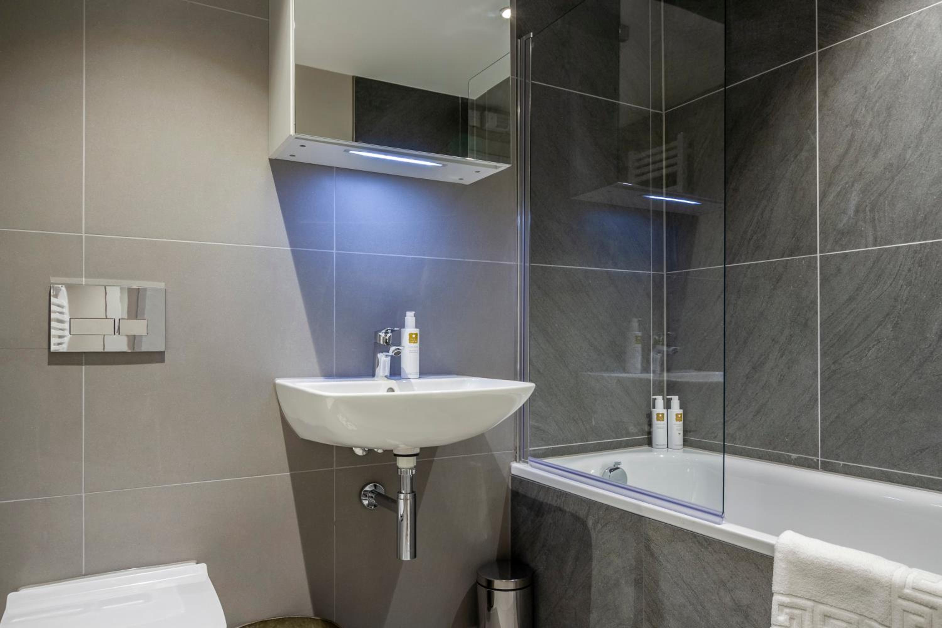 Quiet 2BR Flat in Backbarrow near Lake Windermere