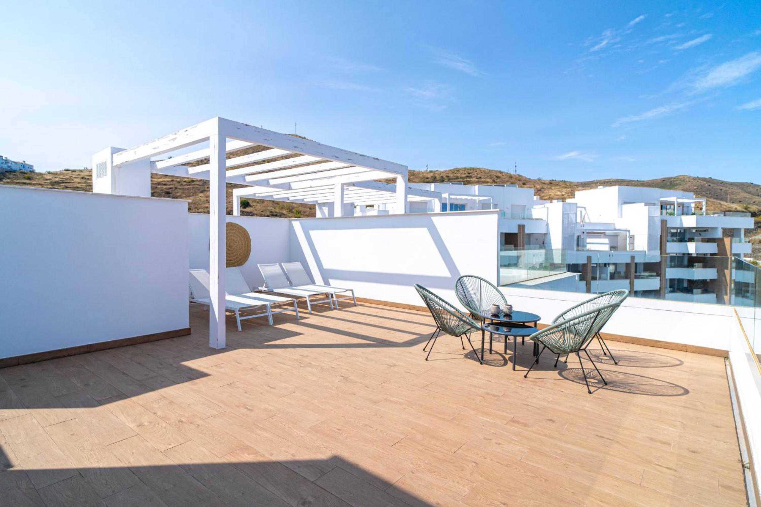Luxury Rooftop Isea 1132 by Casasol