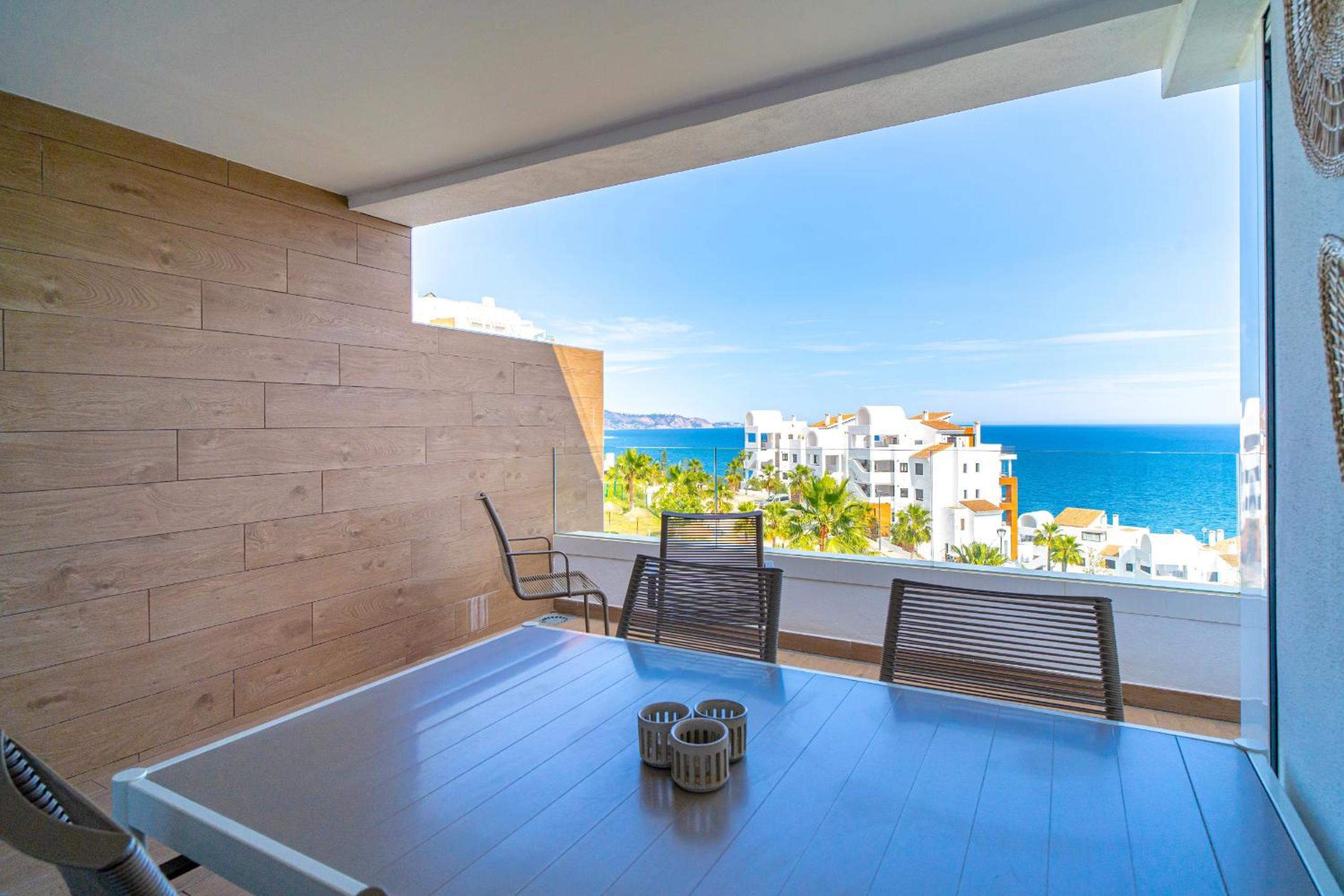Luxury Rooftop Isea 1132 by Casasol