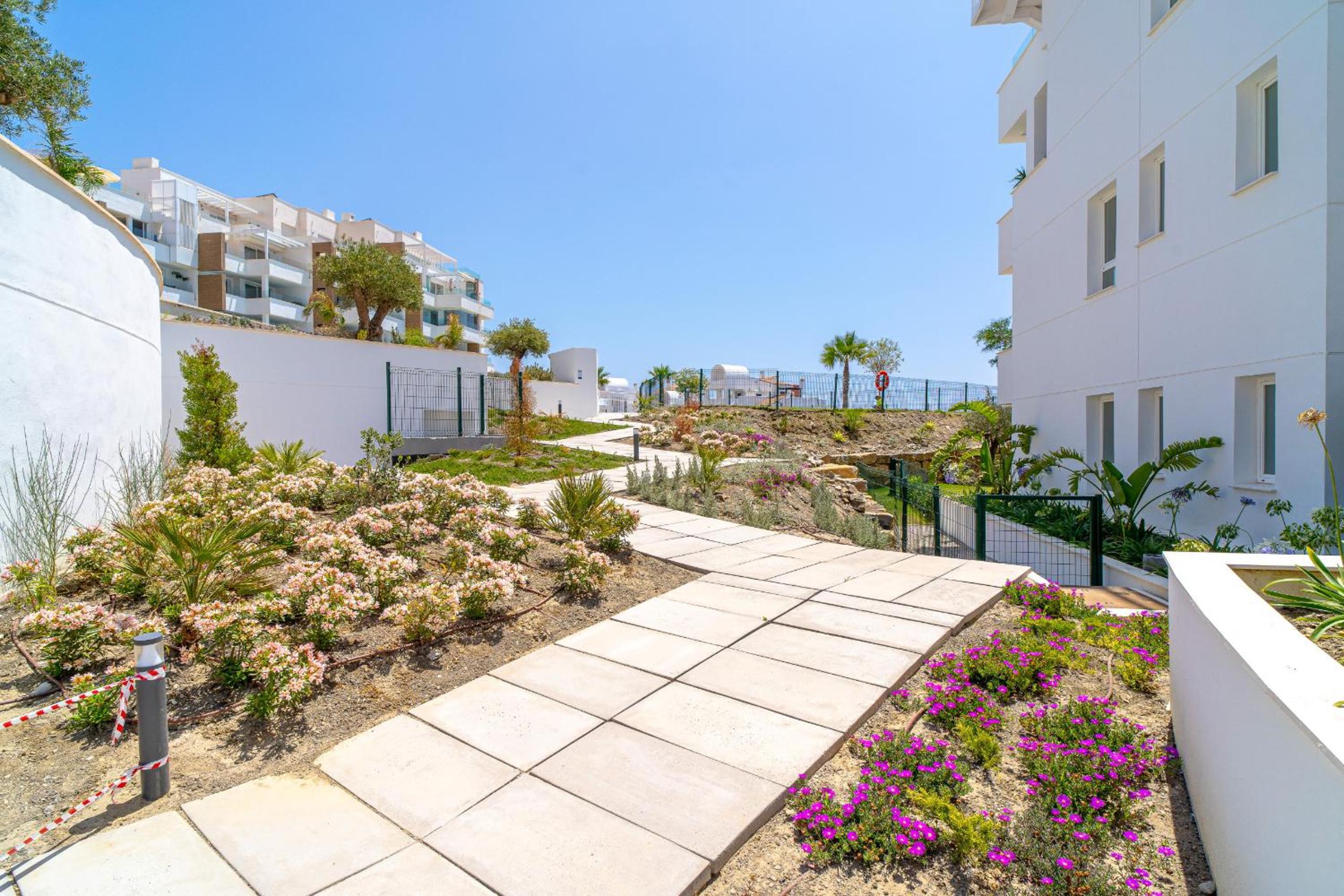 Luxury Rooftop Isea 1132 by Casasol