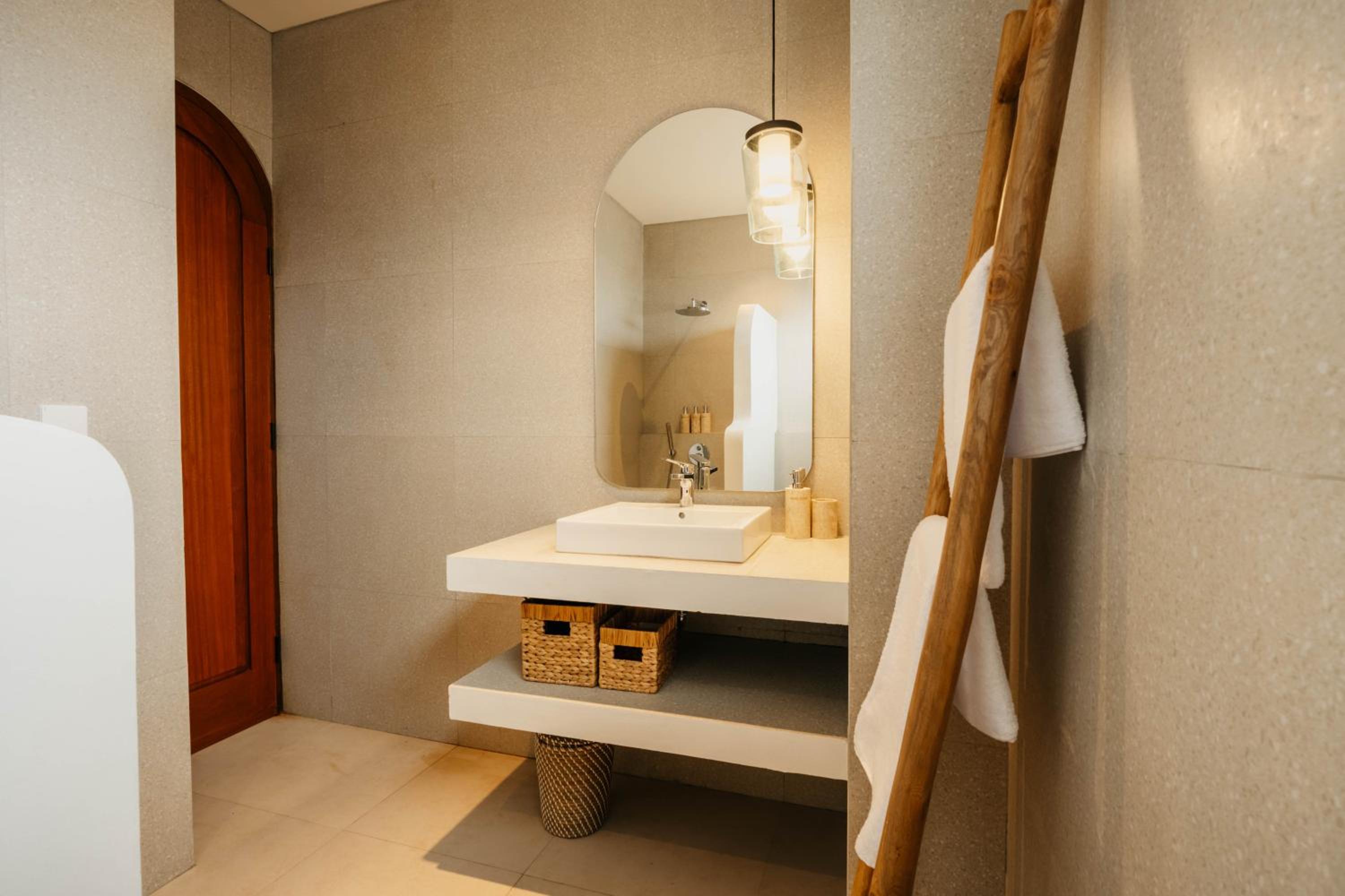 NEW! Villa Kabagiaan - 4BR Villa near Canggu