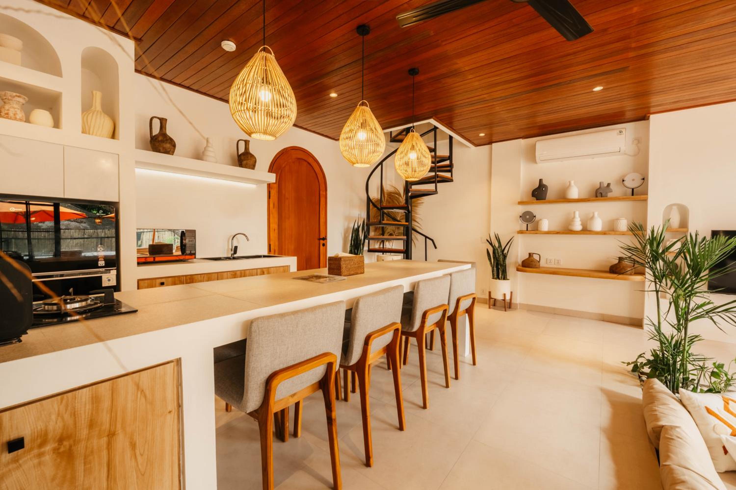 NEW! Villa Kabagiaan - 4BR Villa near Canggu
