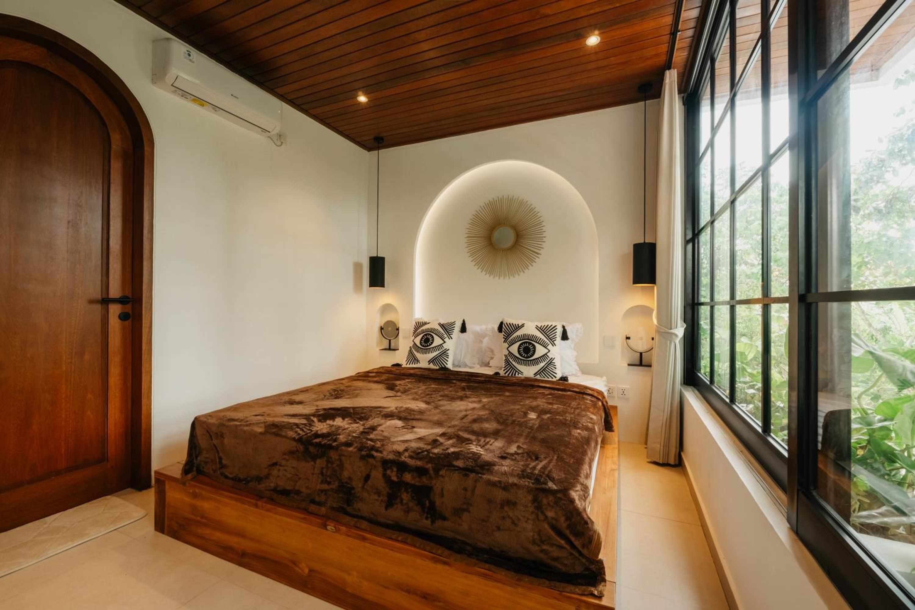 NEW! Villa Kabagiaan - 4BR Villa near Canggu