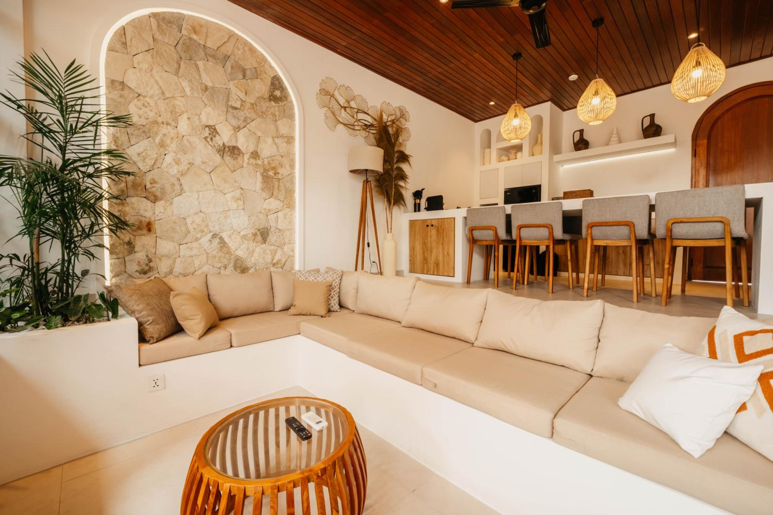 NEW! Villa Kabagiaan - 4BR Villa near Canggu