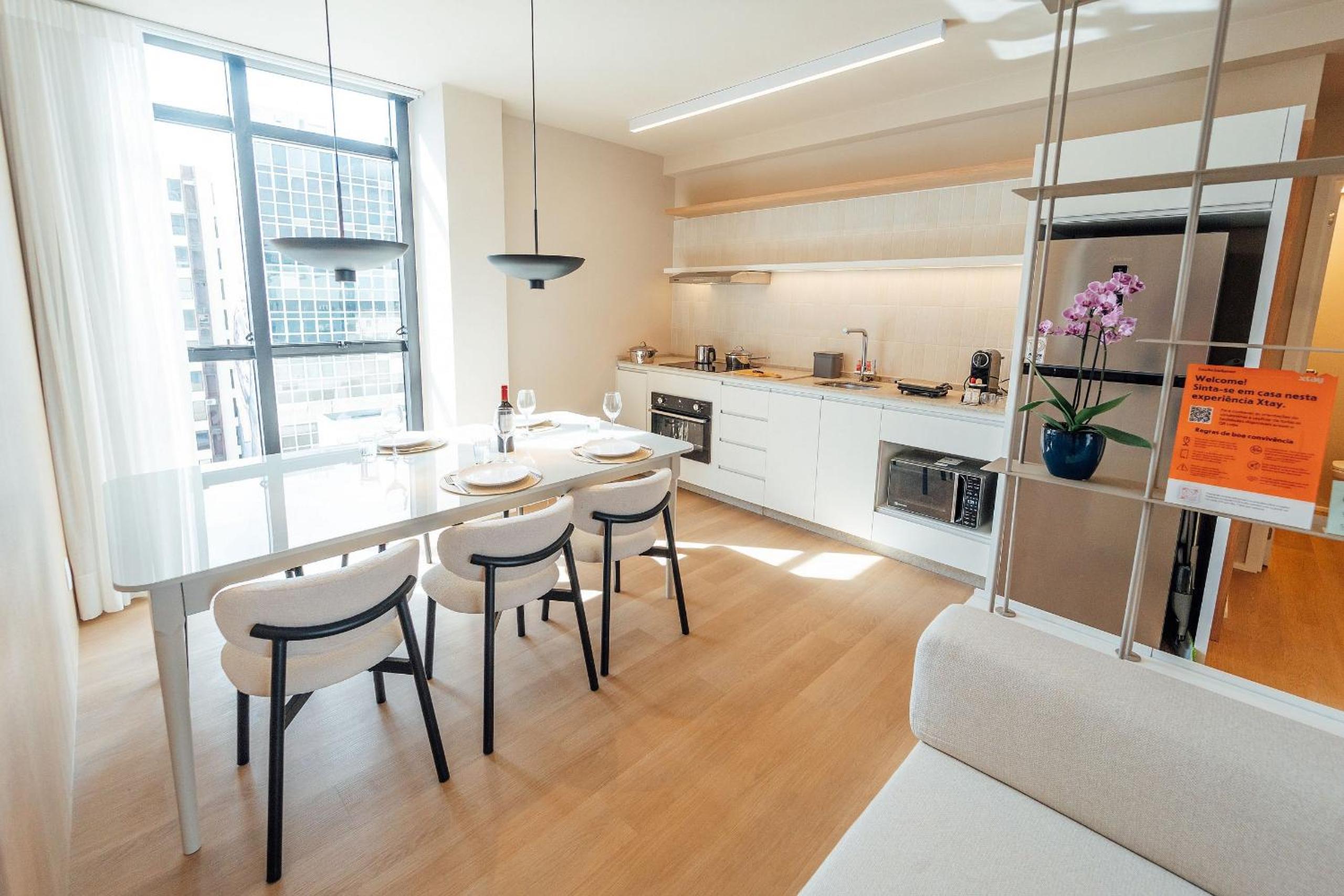 Fuji By Xtay Florianópolis - Studios com cozinha perto do CentroSul, Centro e proximo de restaurantes