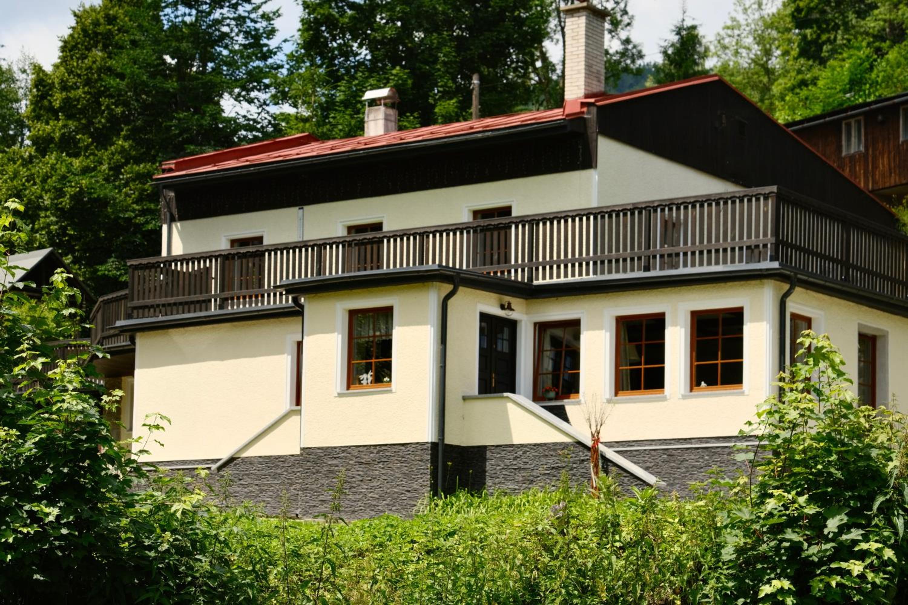 Penzion Mája - útulný penzion blízko přírody a svahů v Krkonoších