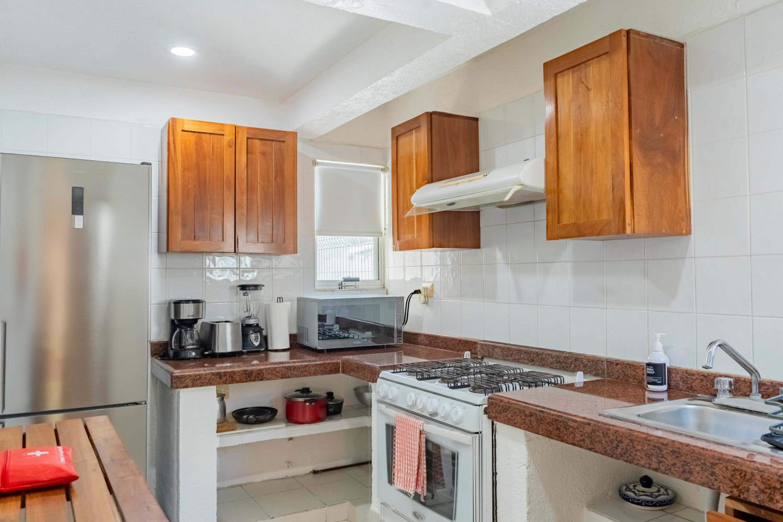 Amazing Complex Near 5th Avenue by Andiani Travel