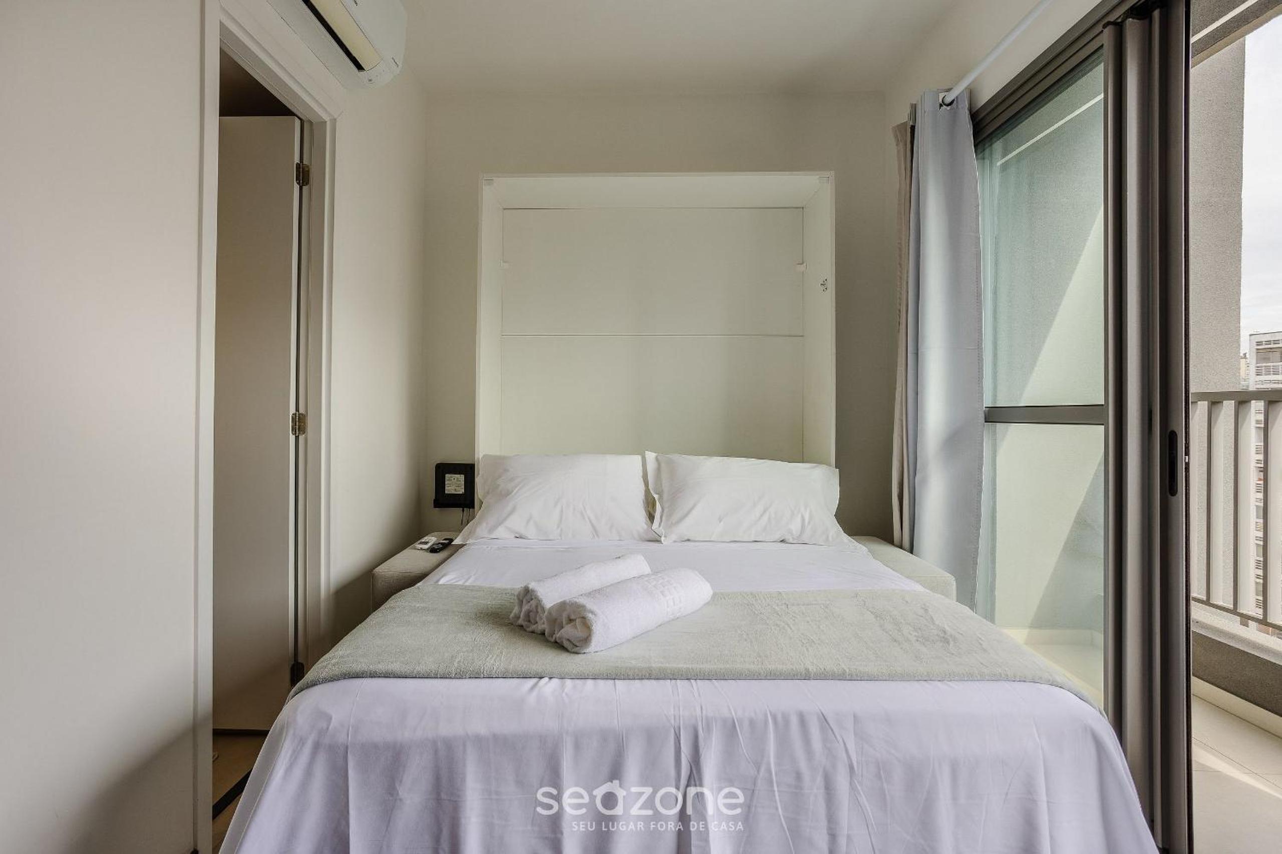 Studio w/ balcony and view in Consolação - VNO1417