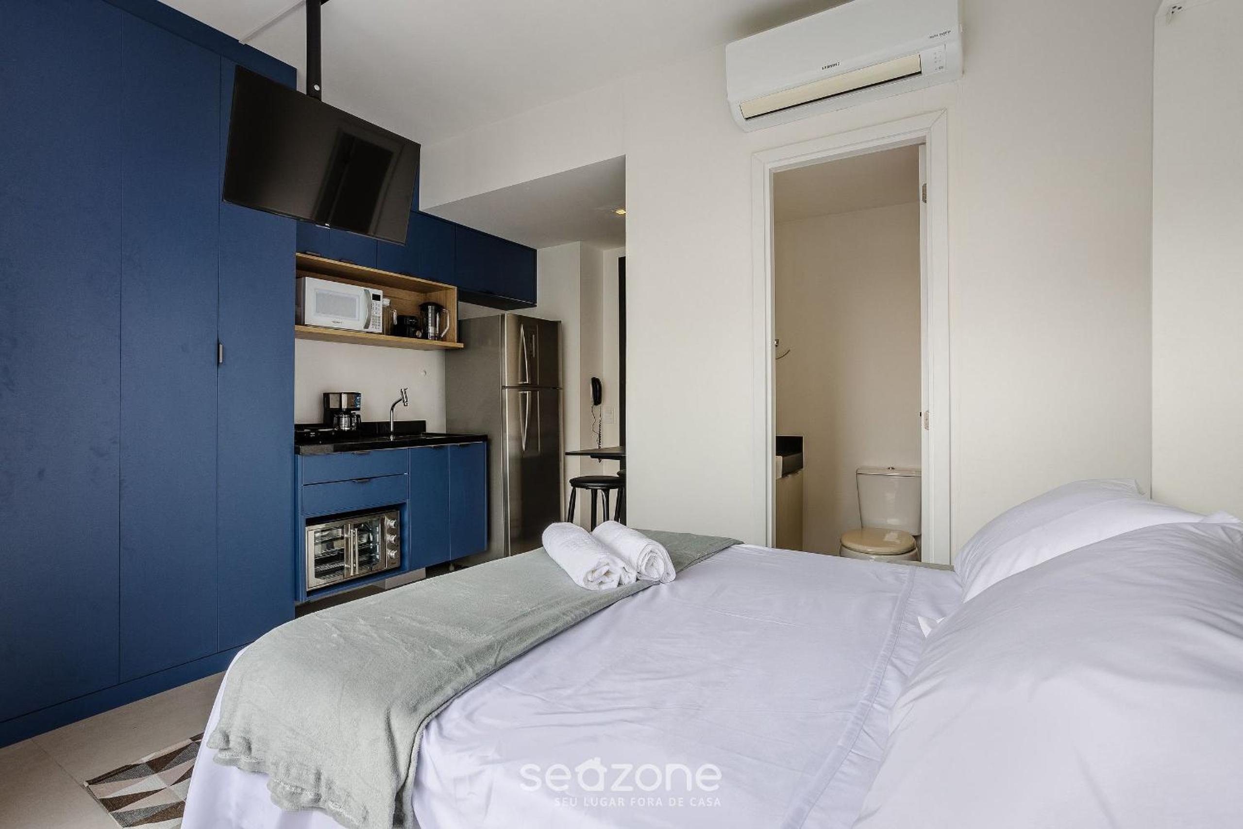 Studio w/ balcony and view in Consolação - VNO1417