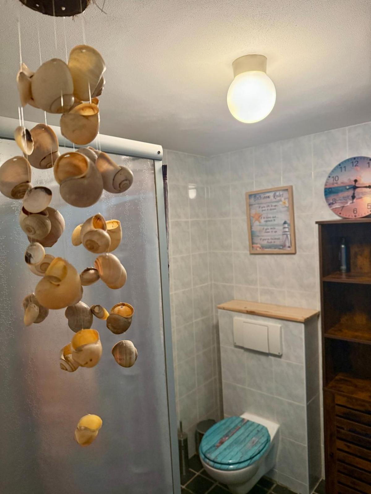 Holiday Home de Binnengouw incl Hottub