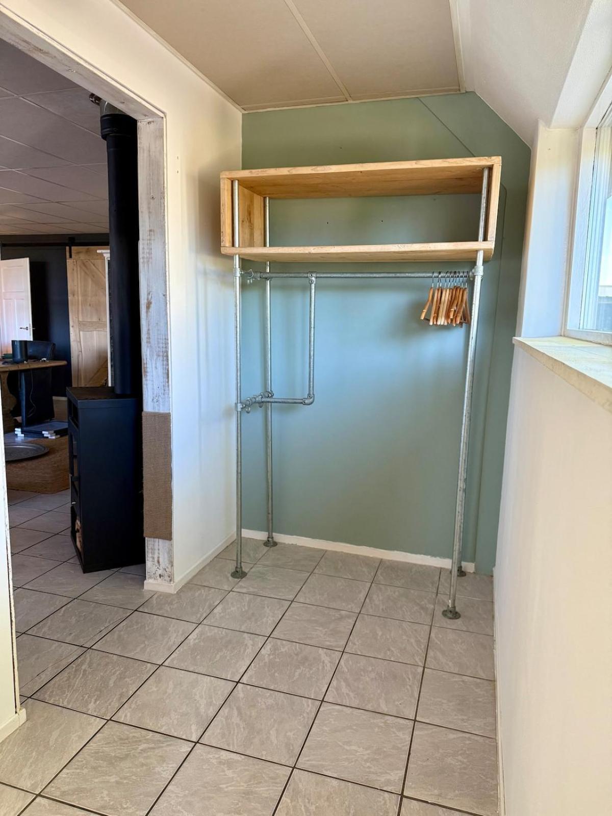Holiday Home de Binnengouw incl Hottub