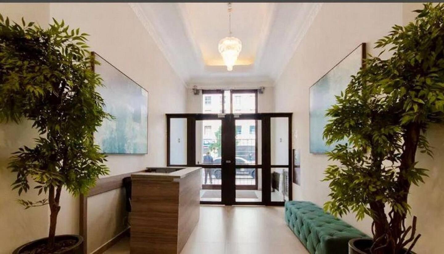Jacques Pilon Residence 42 m2 Apartment