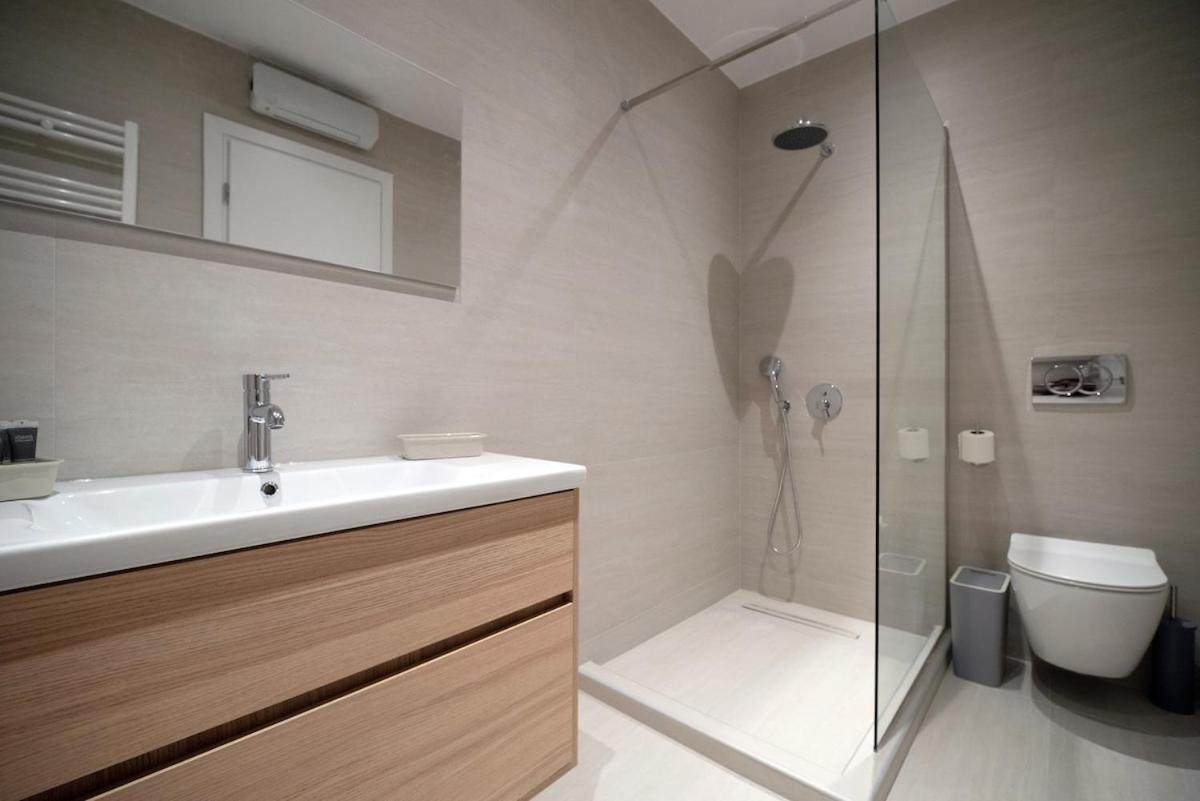 THELIA Sofouli Urban Living