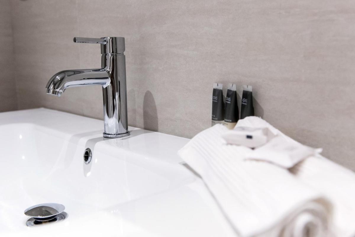 THELIA Sofouli Urban Living