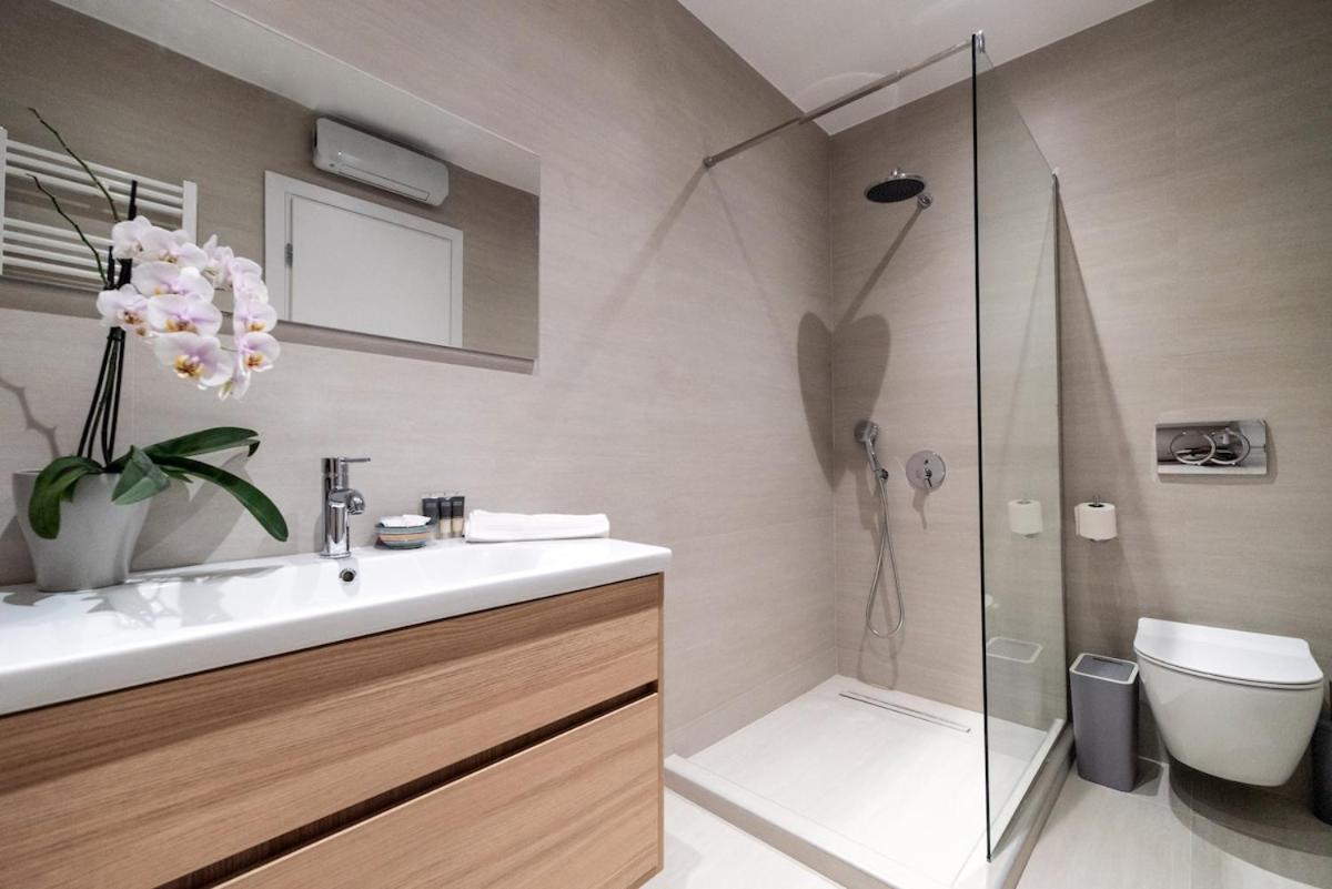 THELIA Sofouli Urban Living