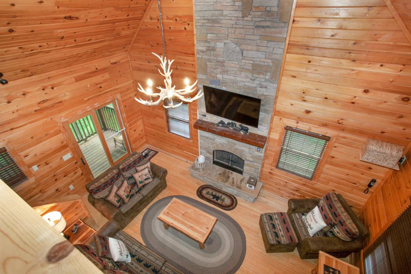 Smokies Cabin Life View Hot Tub Grill Game Room