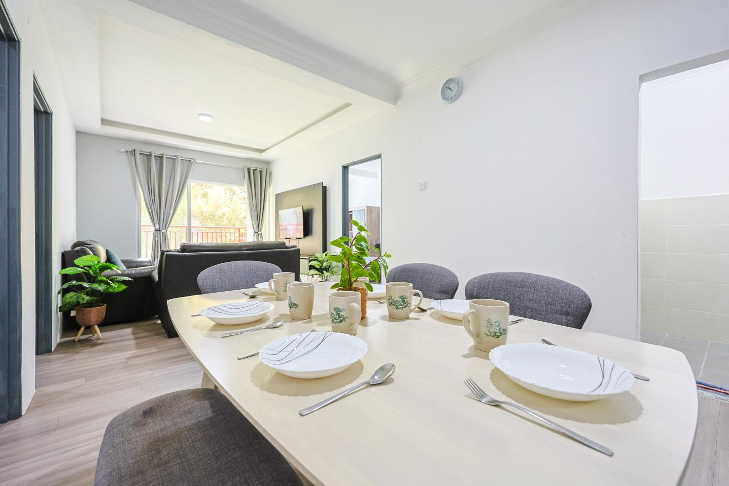 Homestay Emerald Avenue Brinchang Cameron Highlands For 12 Pax Clover Home G23A