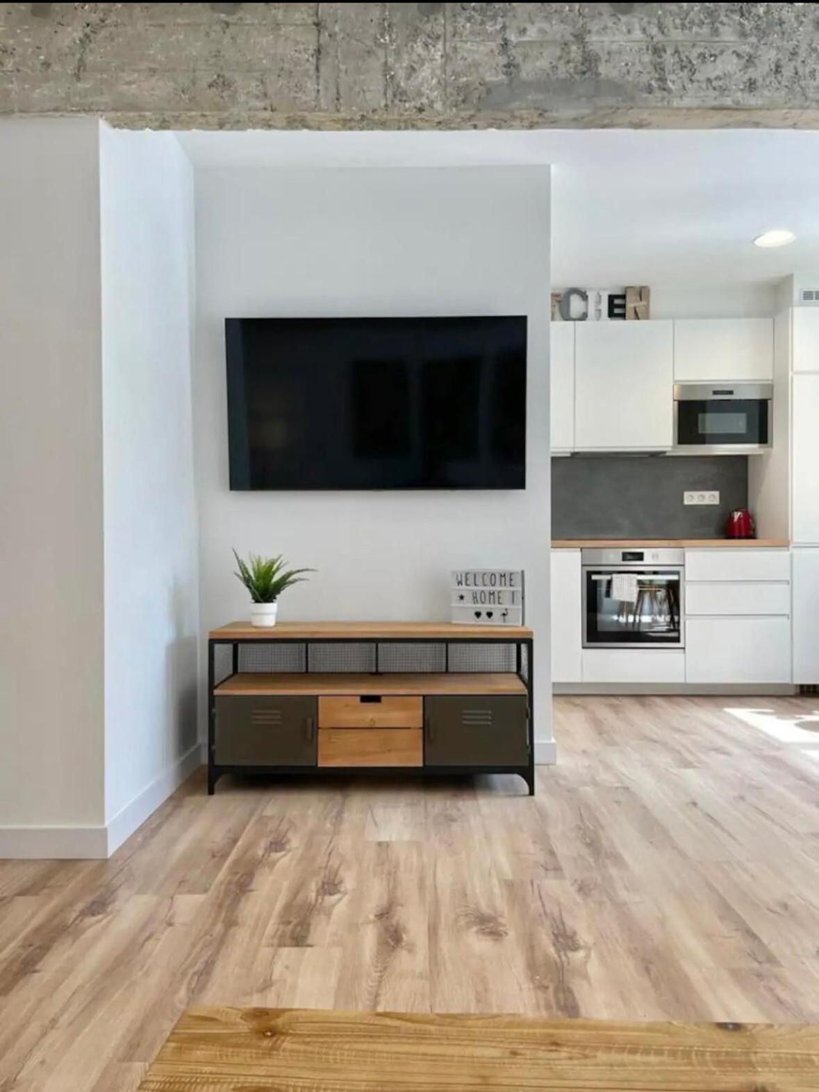 Modern apartment self check in bilbao center