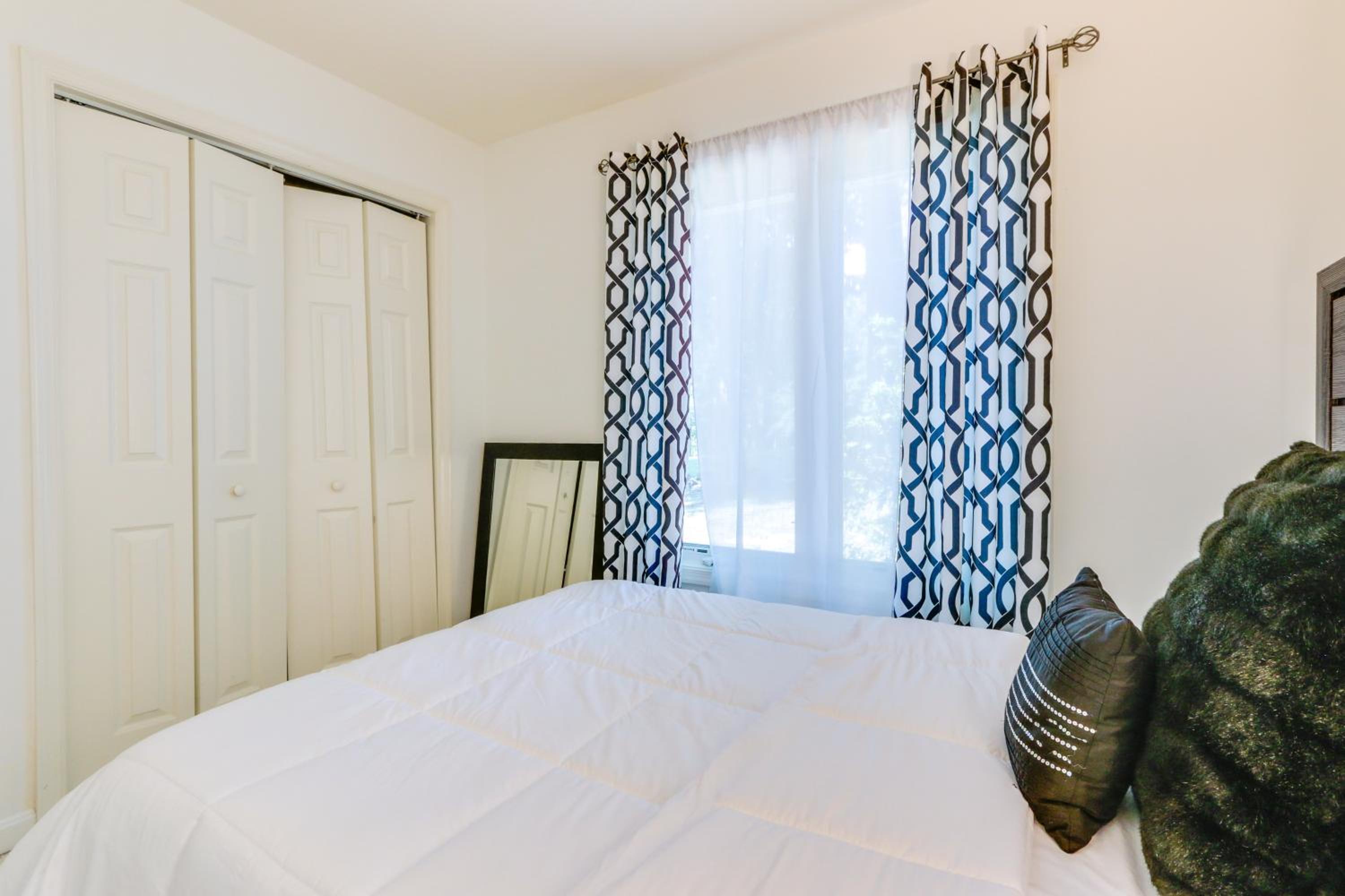 Golf and Hike Home with Resort Perks in Hedgesville