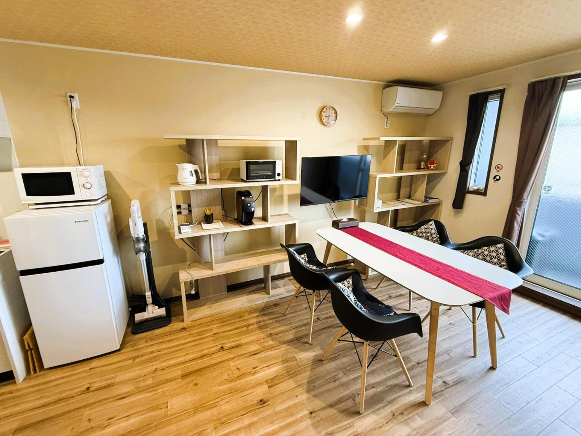 Vieuno Hida Takayama -Live Locally in Cozy Rooms near Takayama Station!