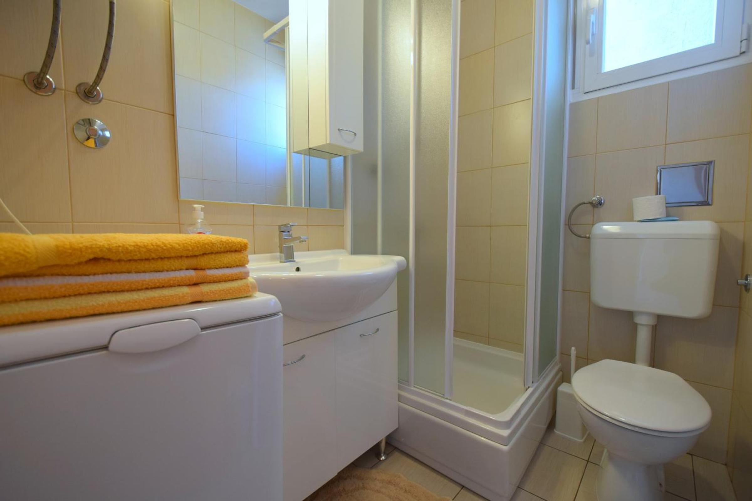 Apartment Jela view 4