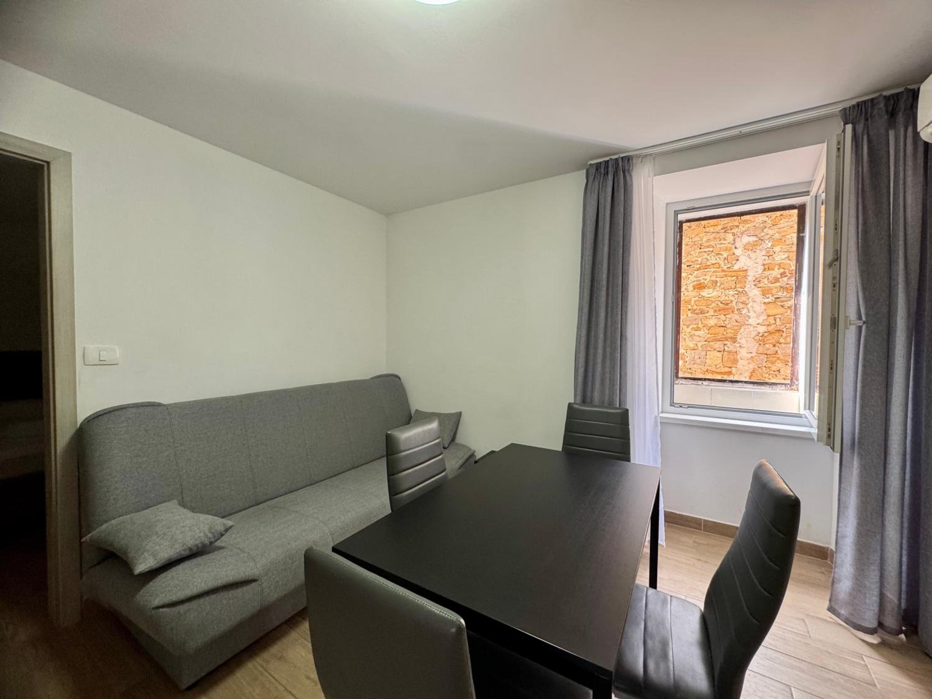 Apartments Lina