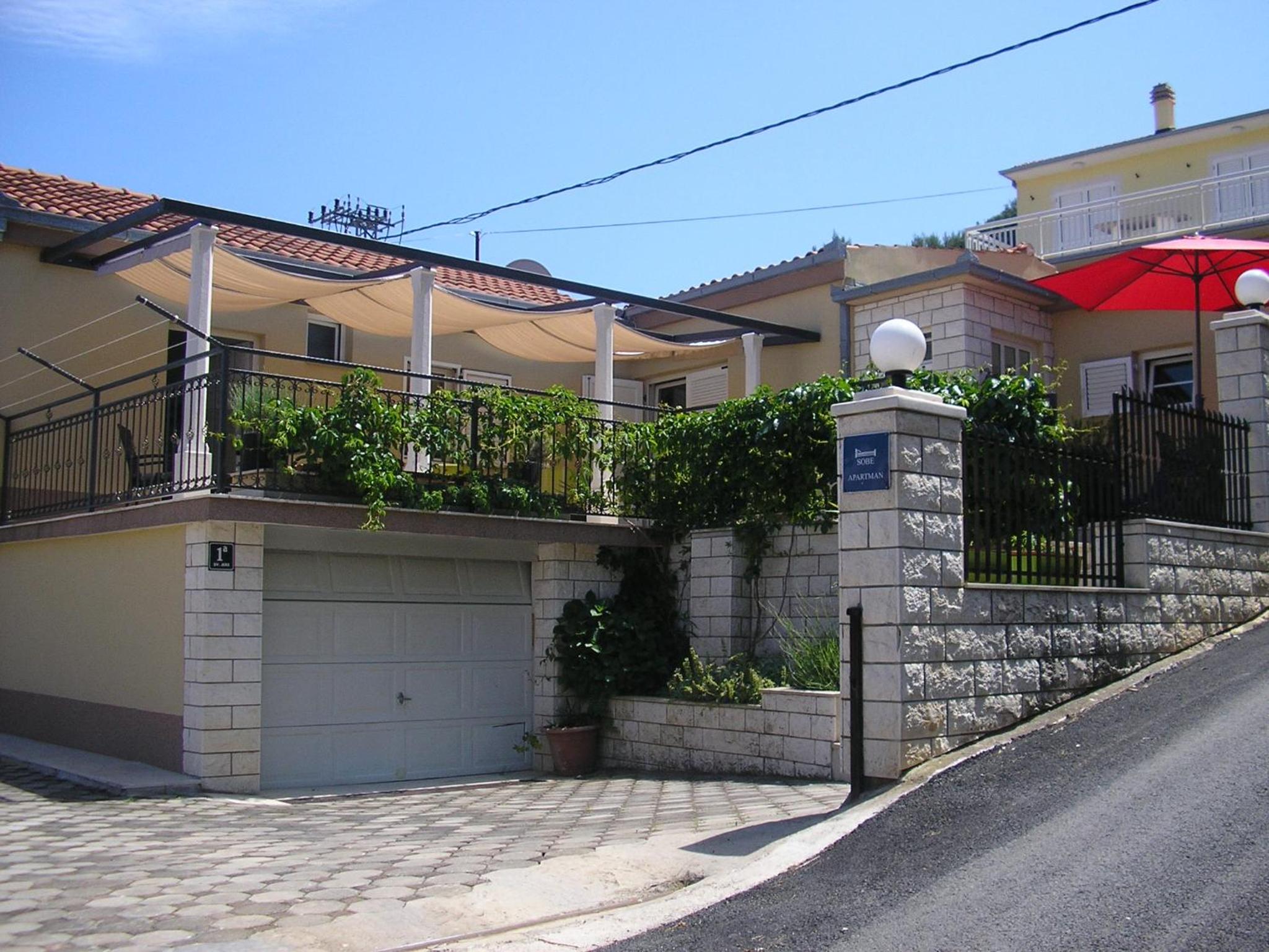 Photo 28