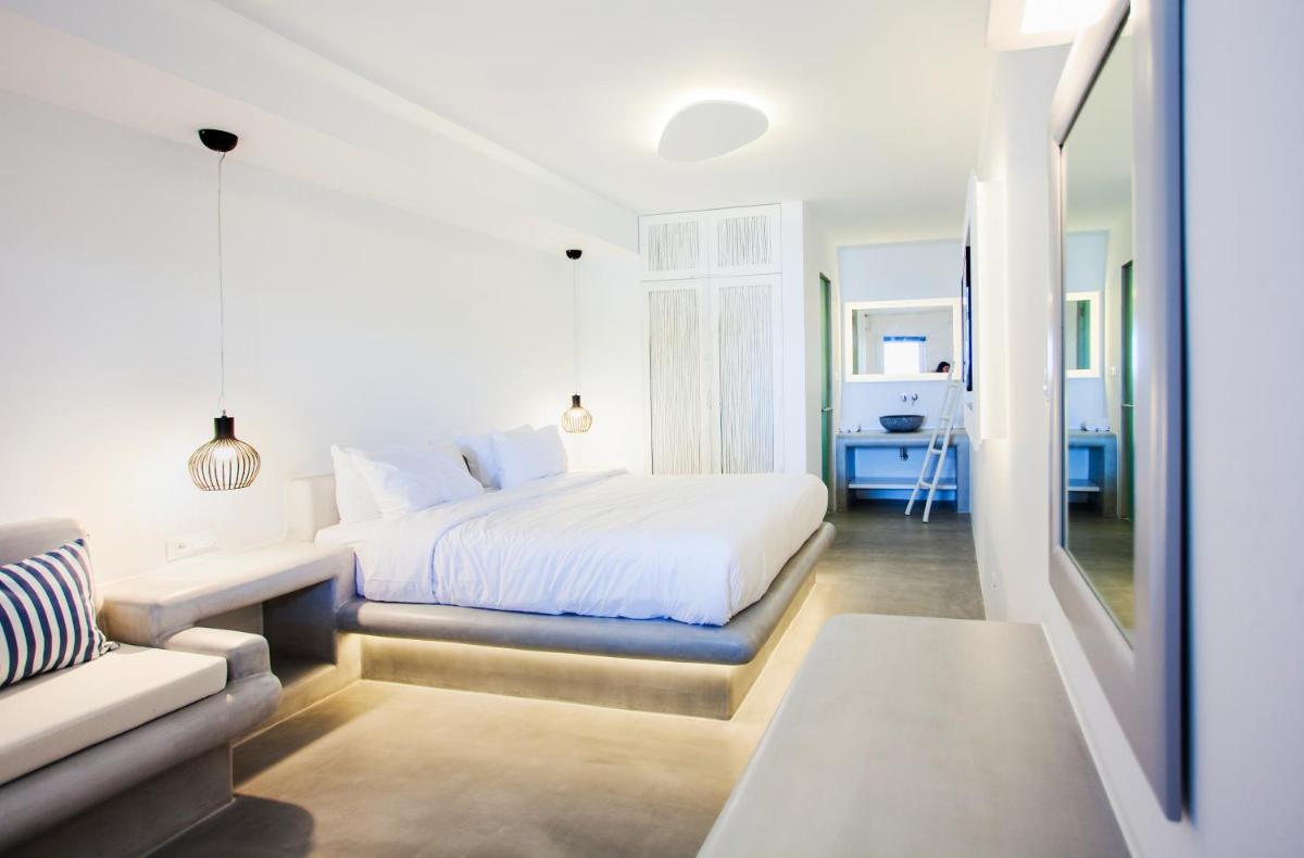 Sea View Residence en Ornos — hotel room