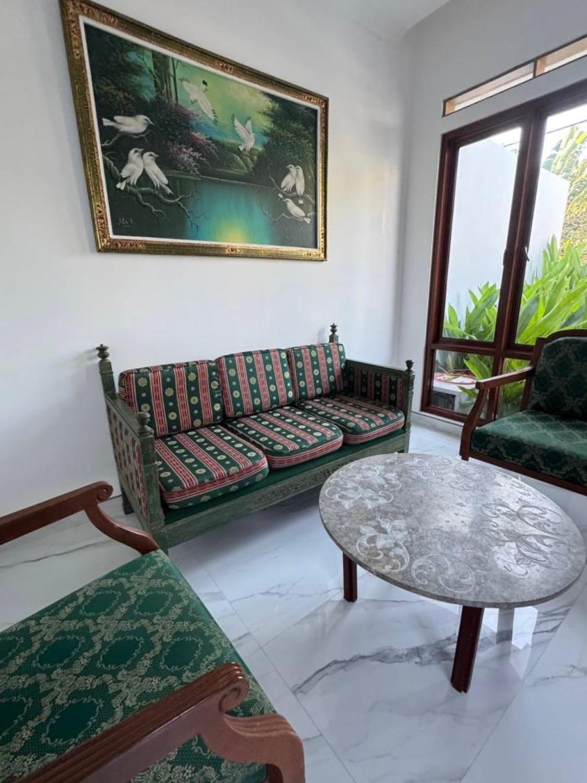 Modern 3BR Villa with Private Pool & Rooftop in Nusa Dua