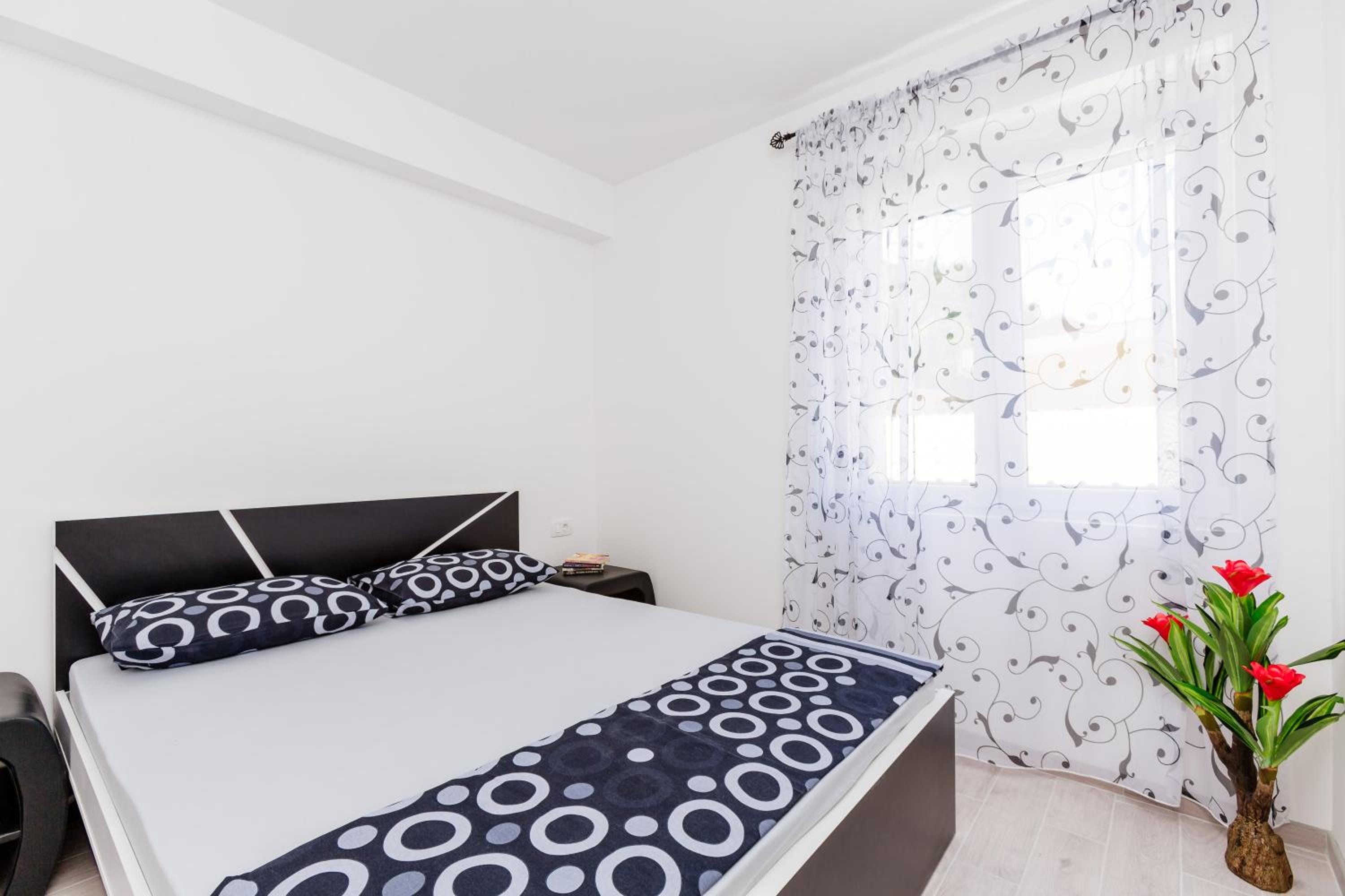 Dream Vacation Apartments view 2