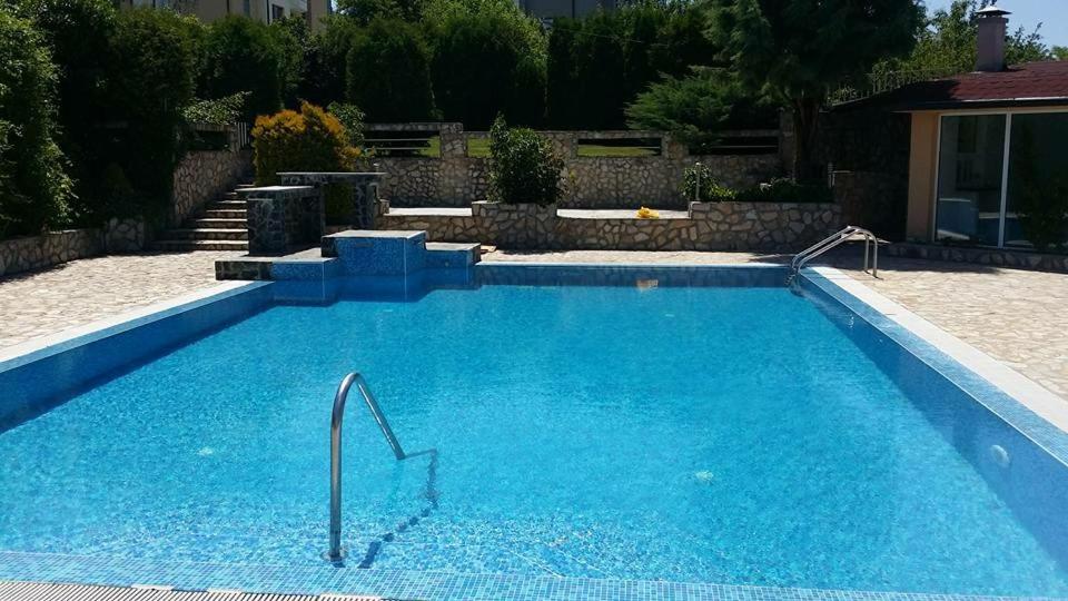 Holiday House Kubrat